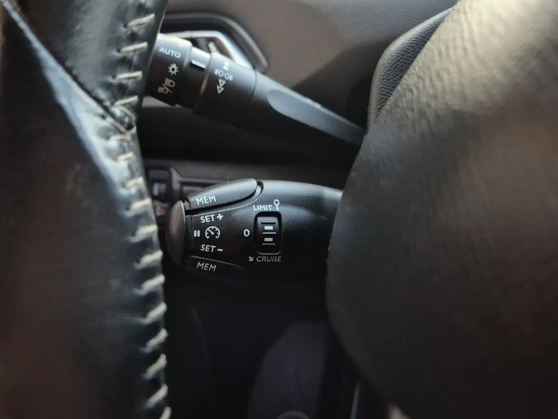 Peugeot 308 1.6 BlueHDi Style 23