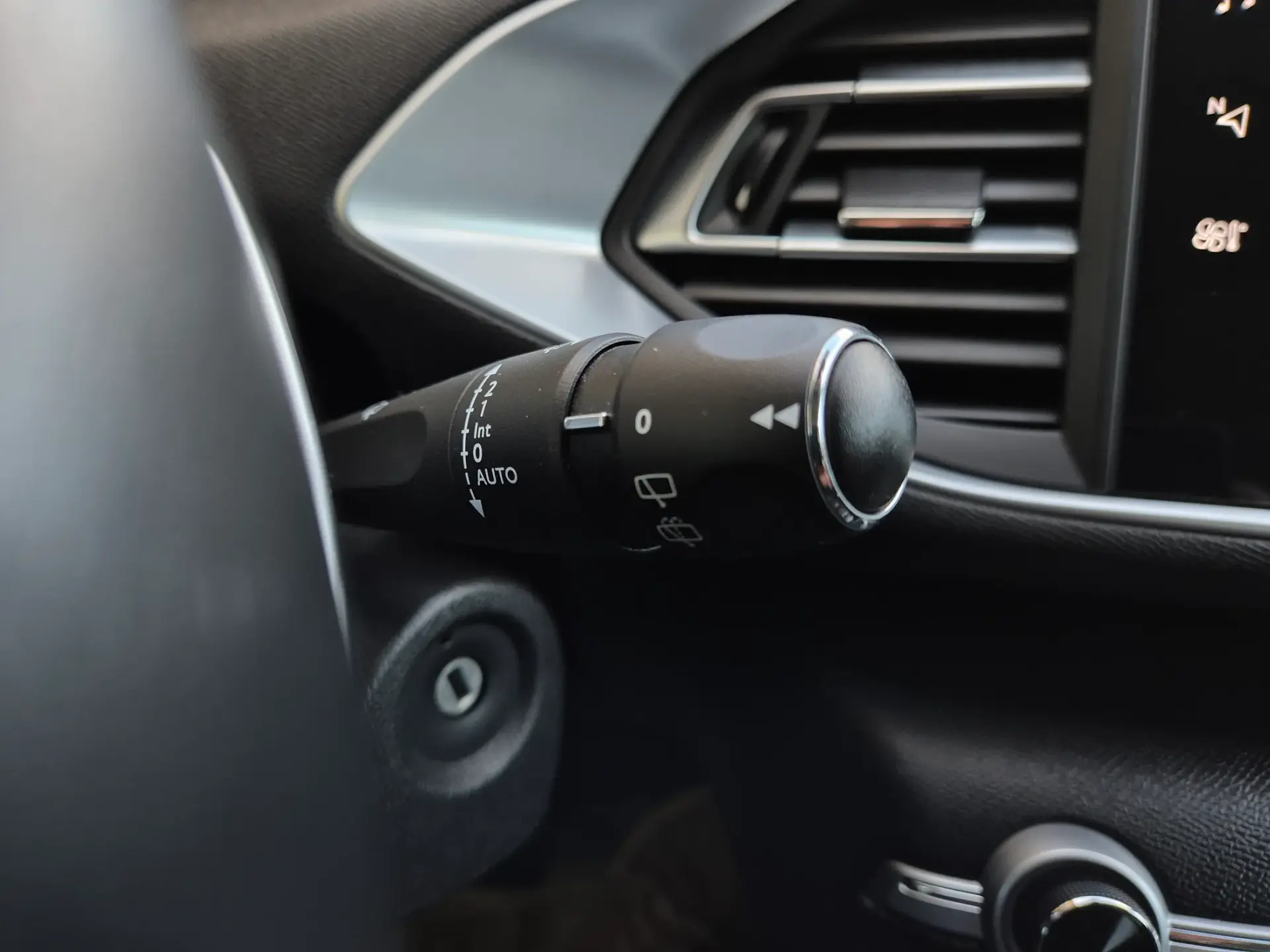 Peugeot 308 1.5 BlueHDi Active EAT8 23