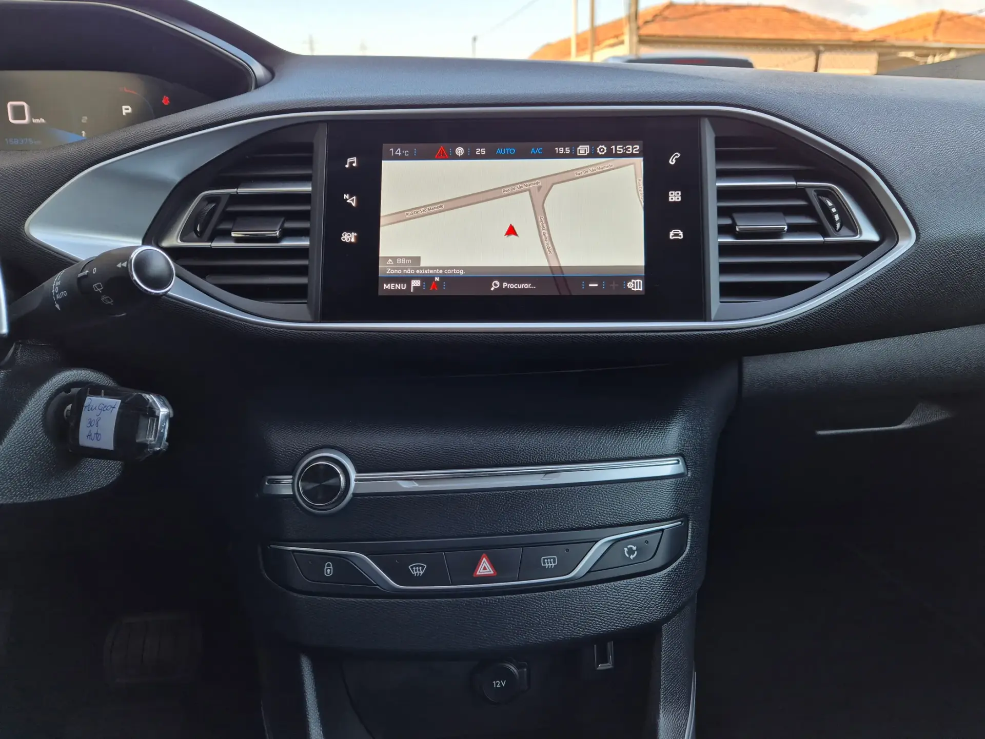 Peugeot 308 1.5 BlueHDi Active EAT8 24