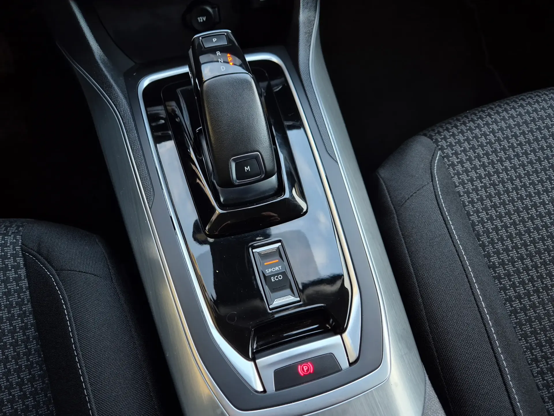 Peugeot 308 1.5 BlueHDi Active EAT8 30