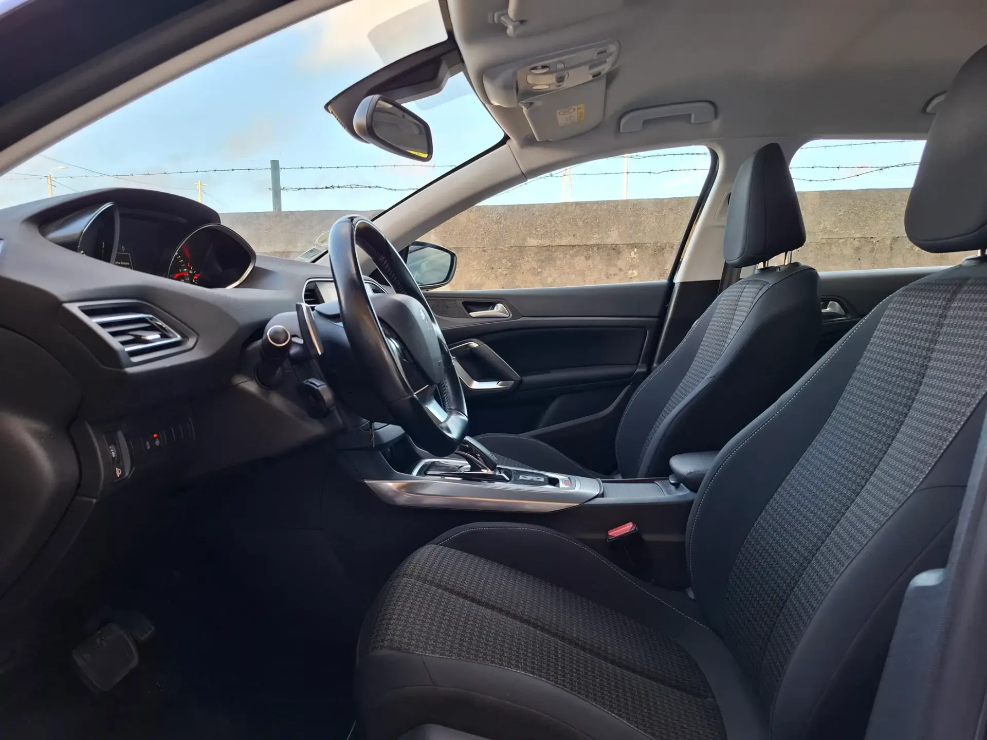 Peugeot 308 1.5 BlueHDi Active EAT8 14