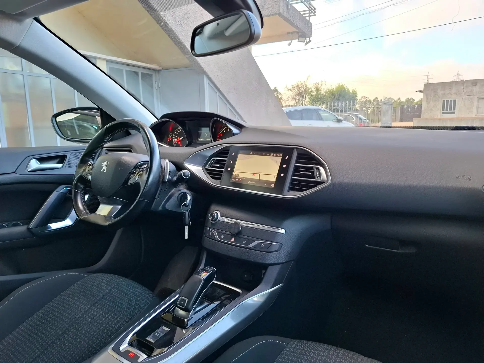 Peugeot 308 1.5 BlueHDi Active EAT8 18