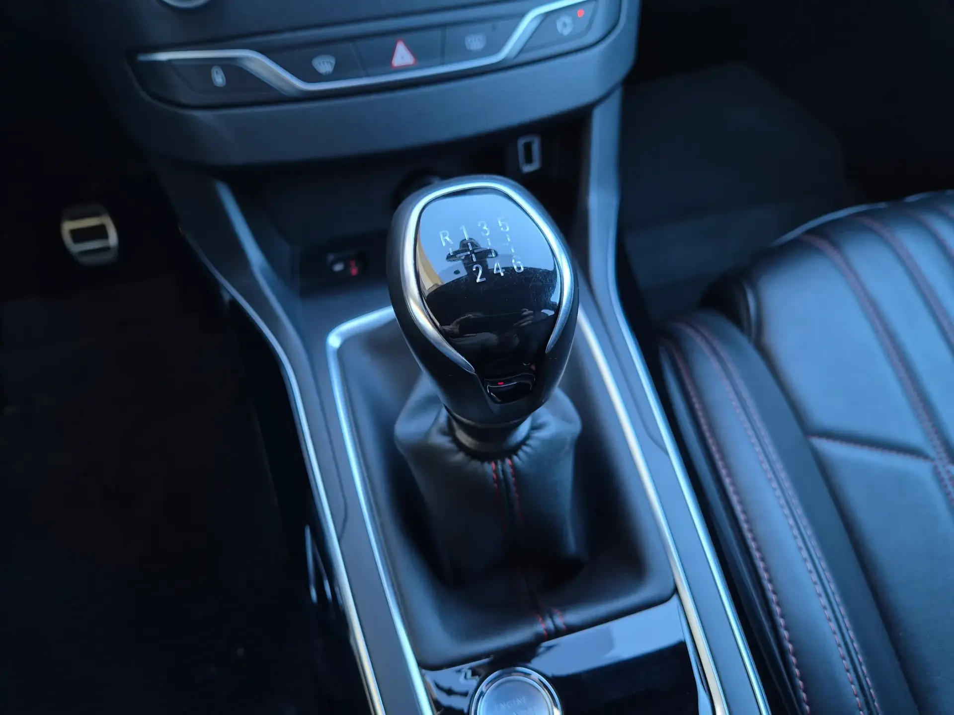 Peugeot 308 SW 1.5 BlueHDi GT Line 36