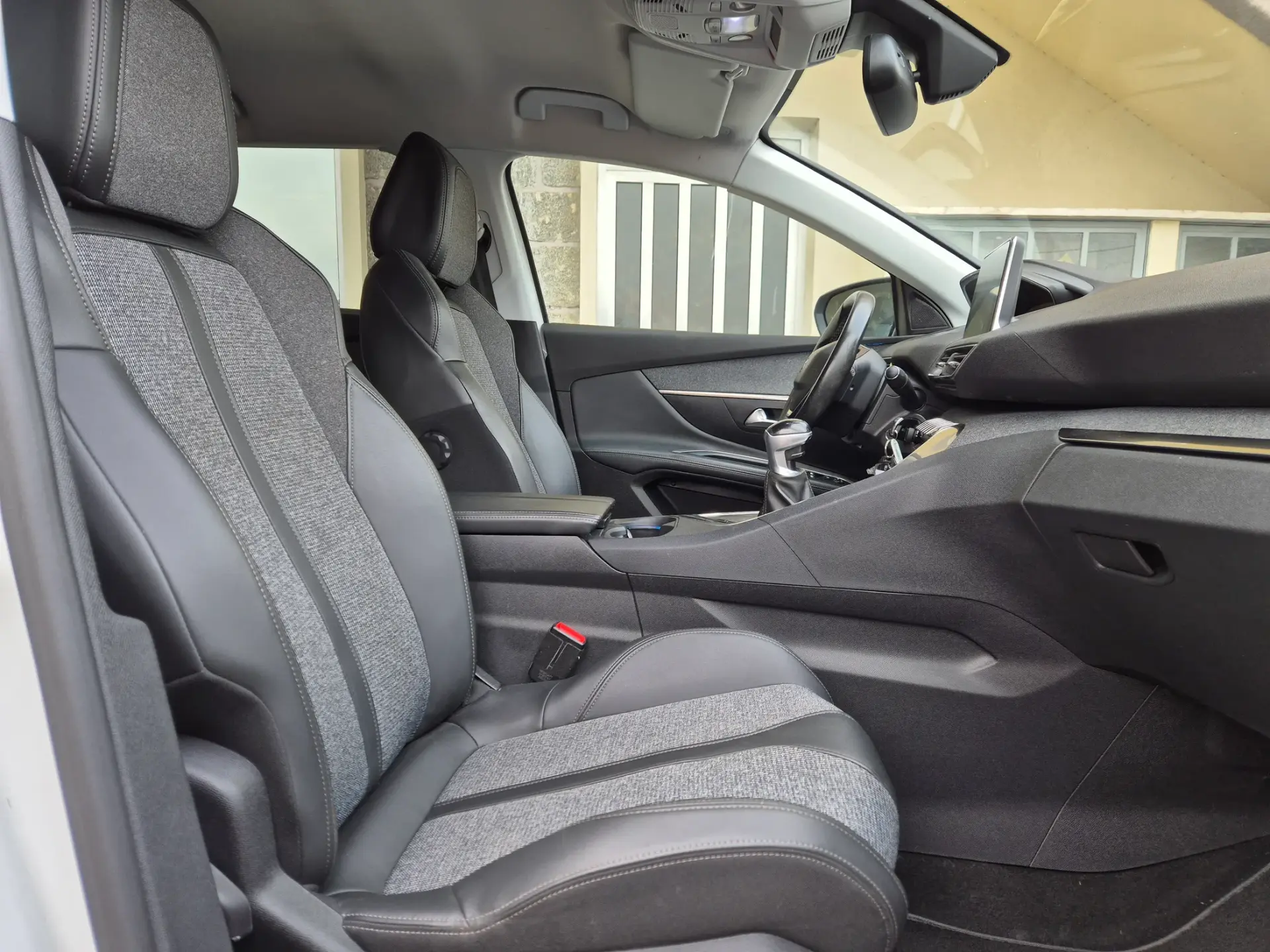 Peugeot 5008 1.5 BlueHDi Allure 11