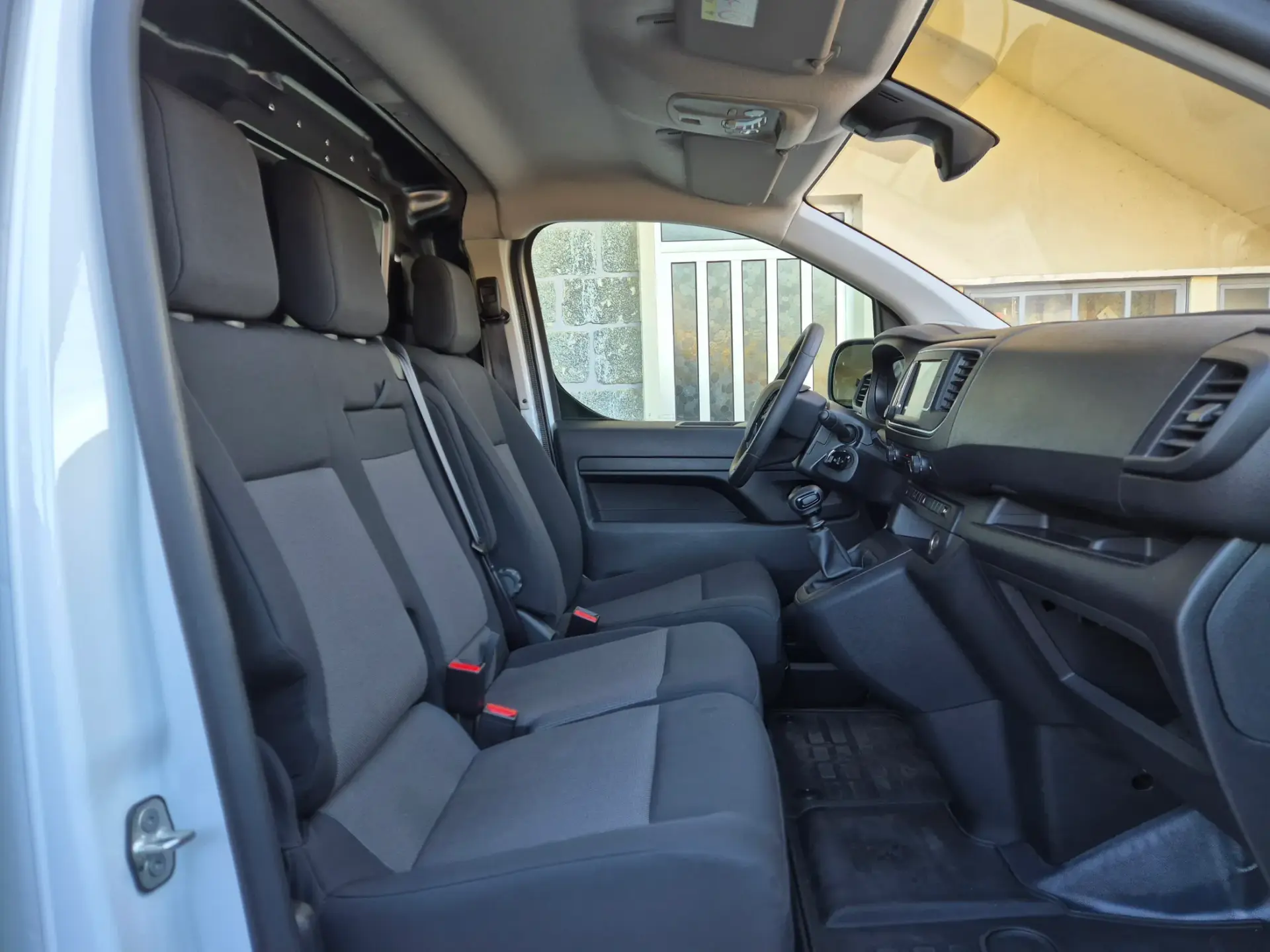 Peugeot Expert Outro 18