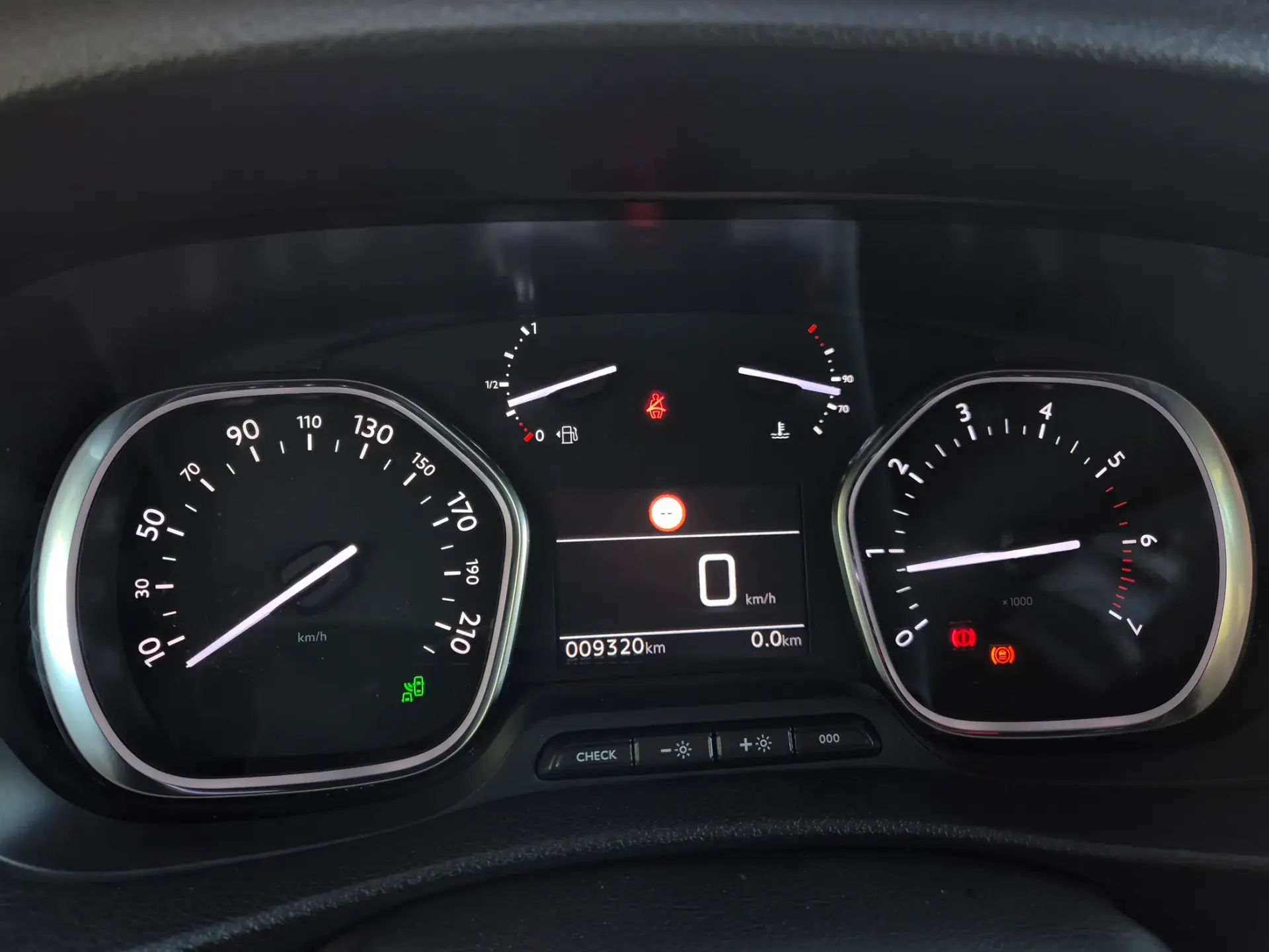 Peugeot Expert Outro 24