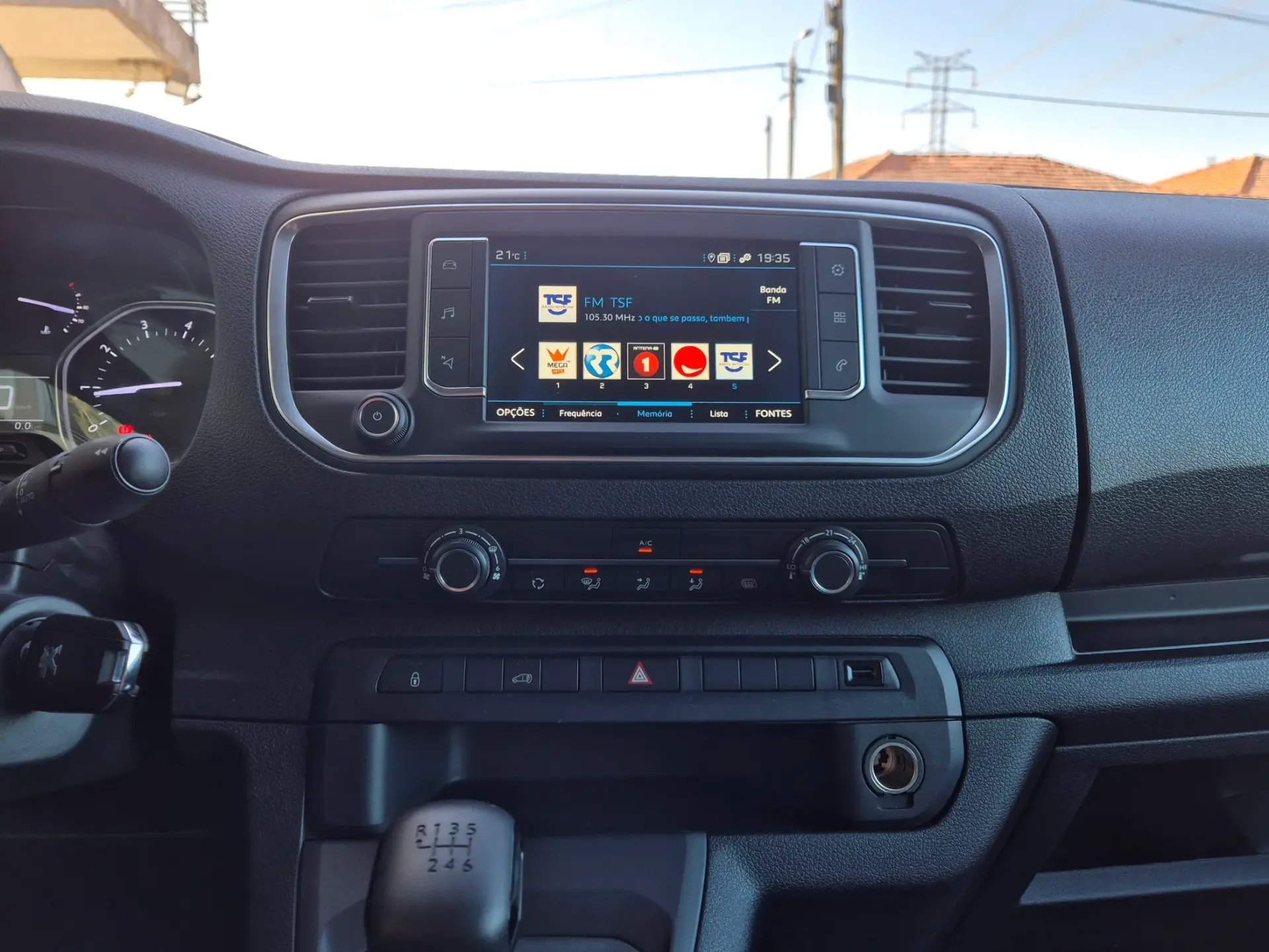 Peugeot Expert Outro 28