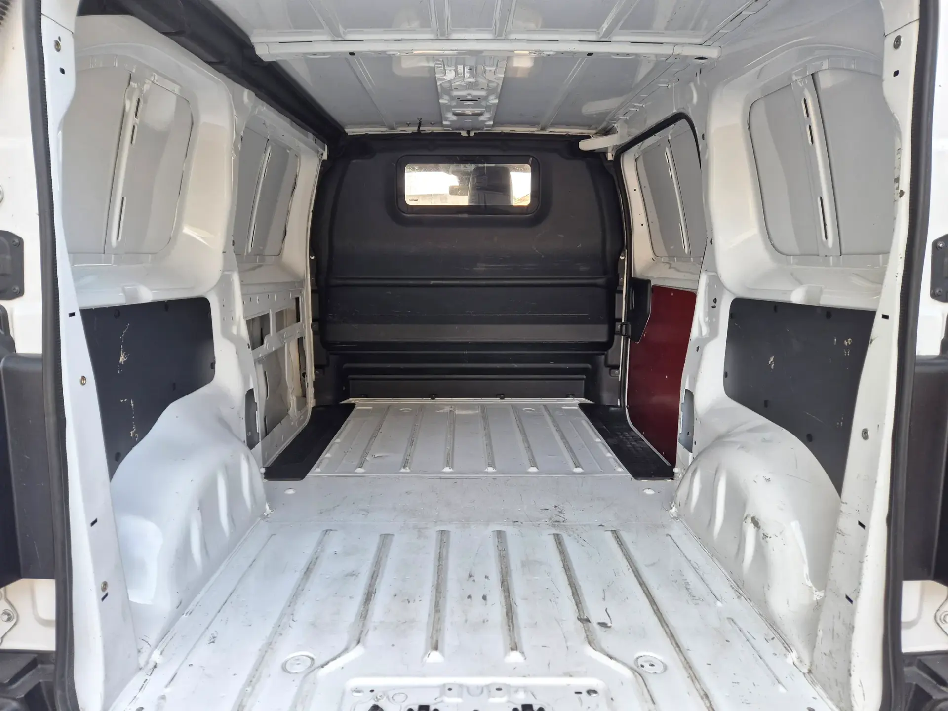 Peugeot Expert Outro 8