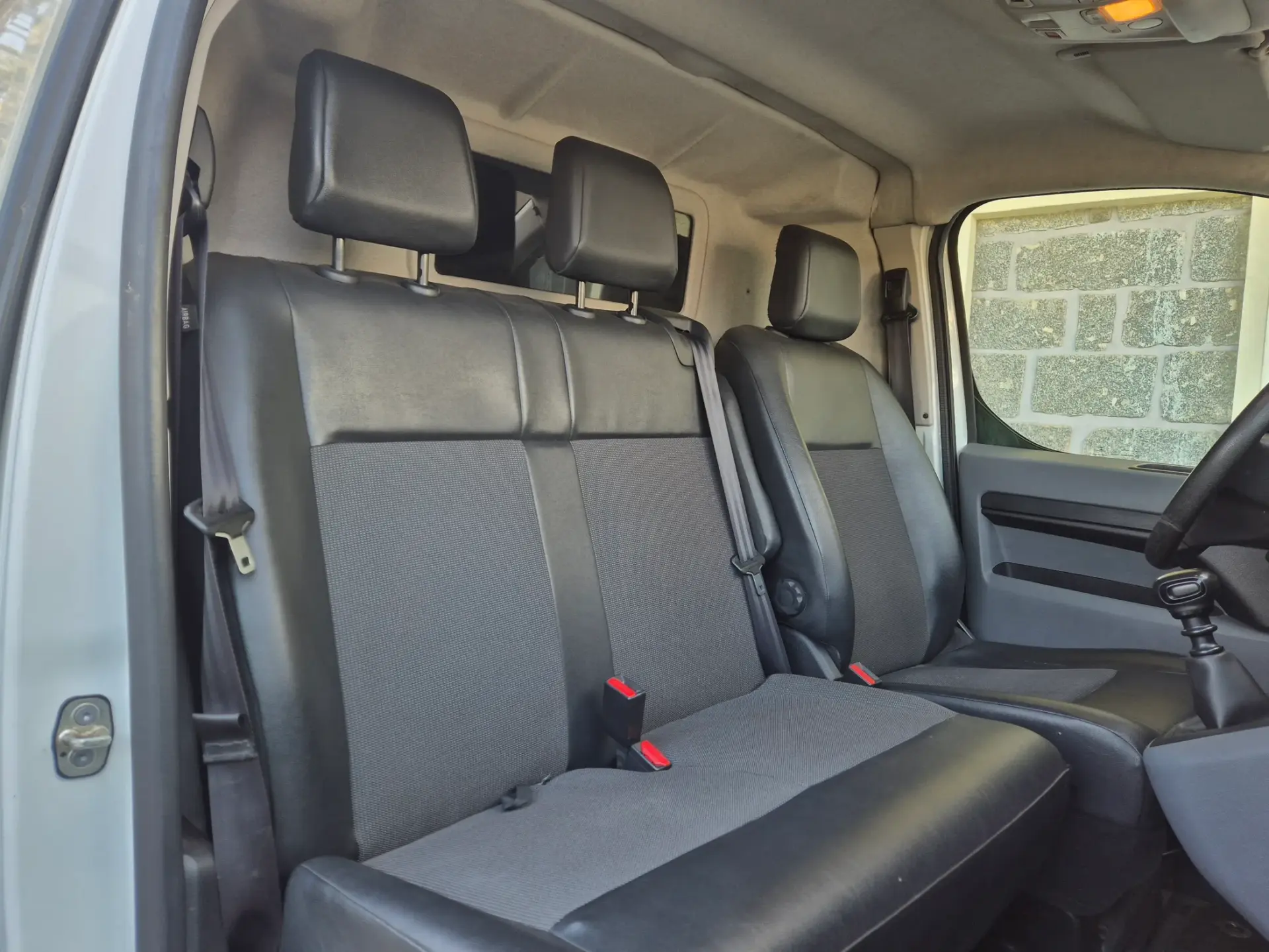 Peugeot Expert Outro 12