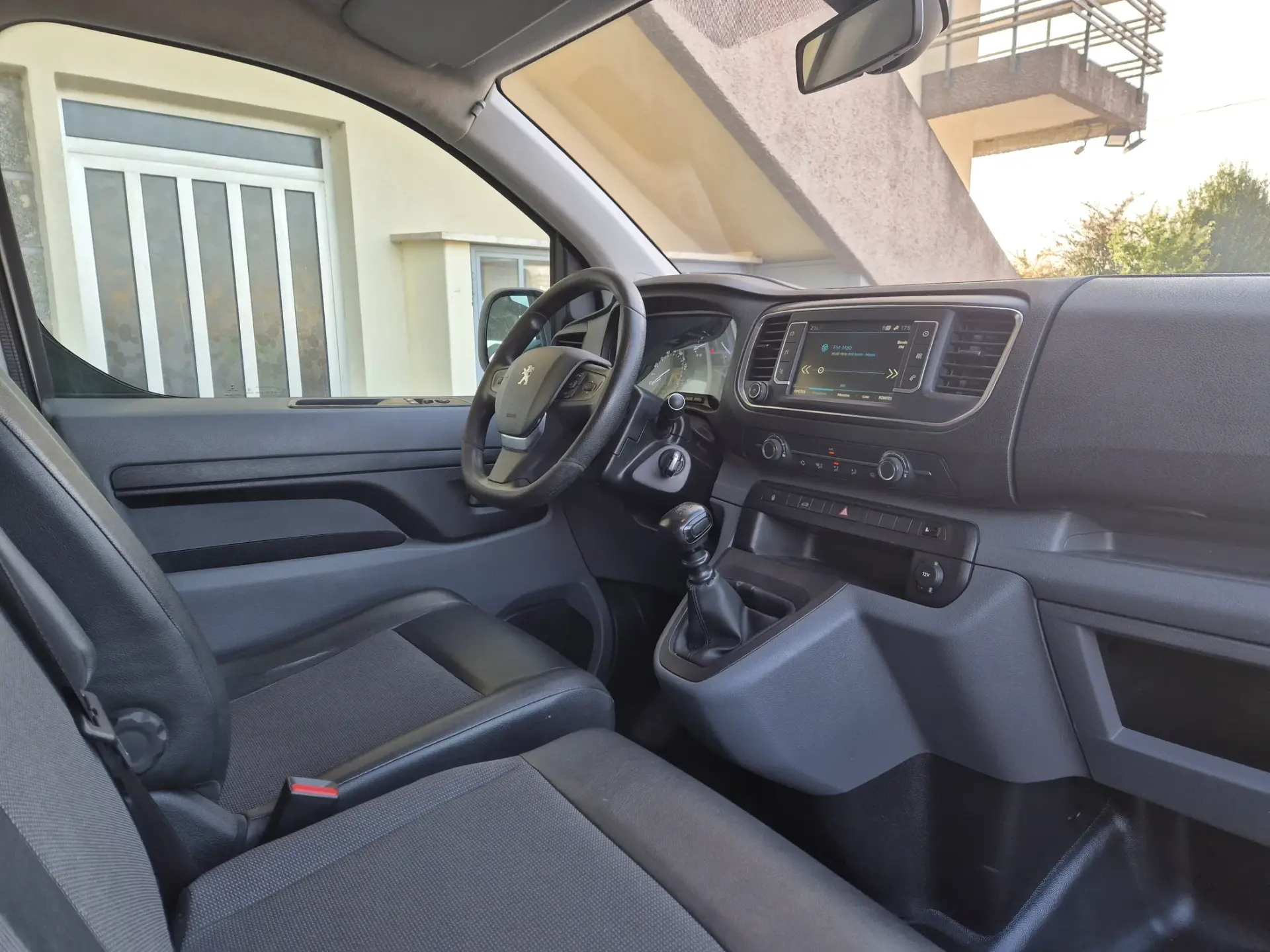 Peugeot Expert Outro 15