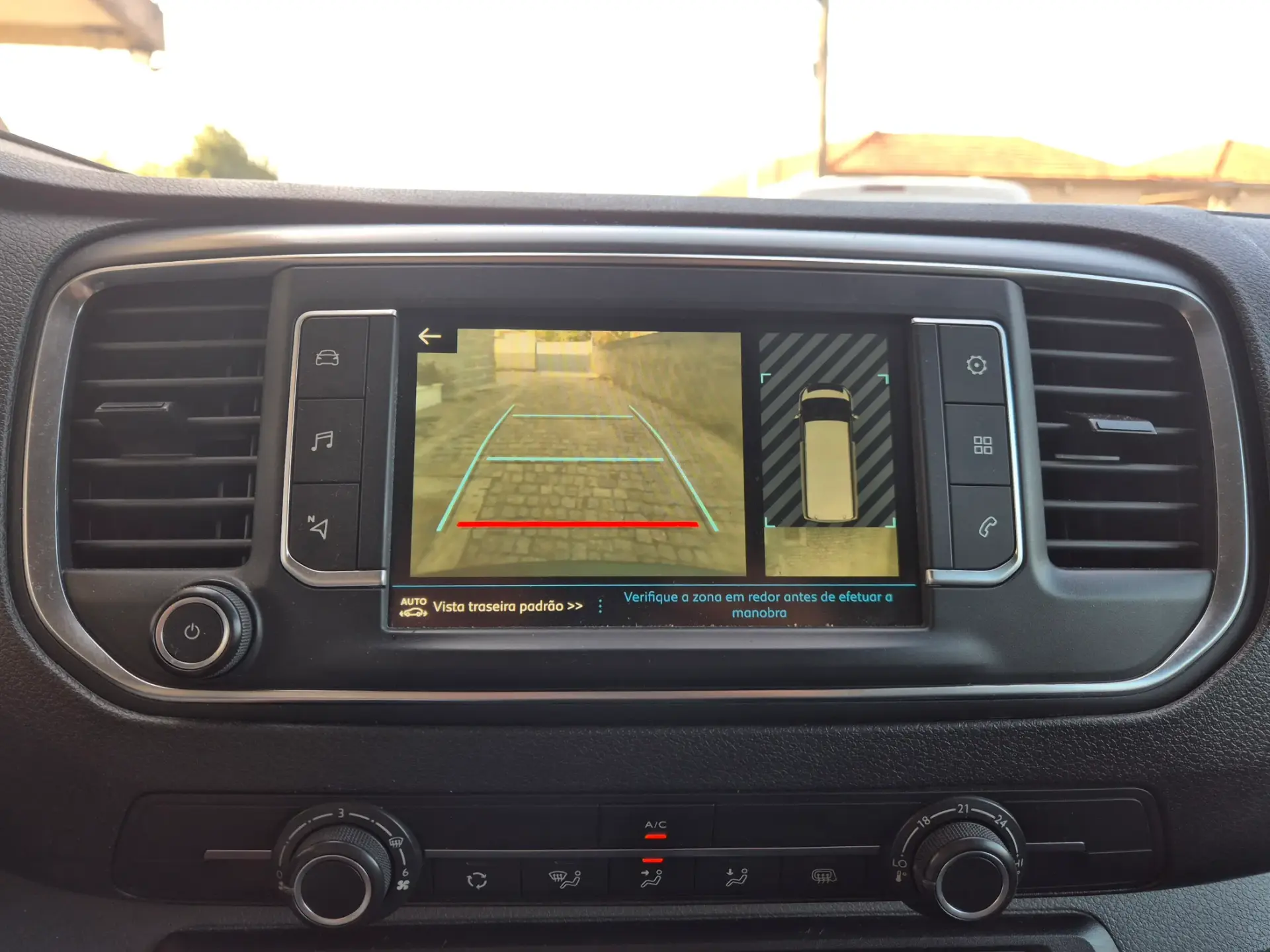 Peugeot Expert Outro 23