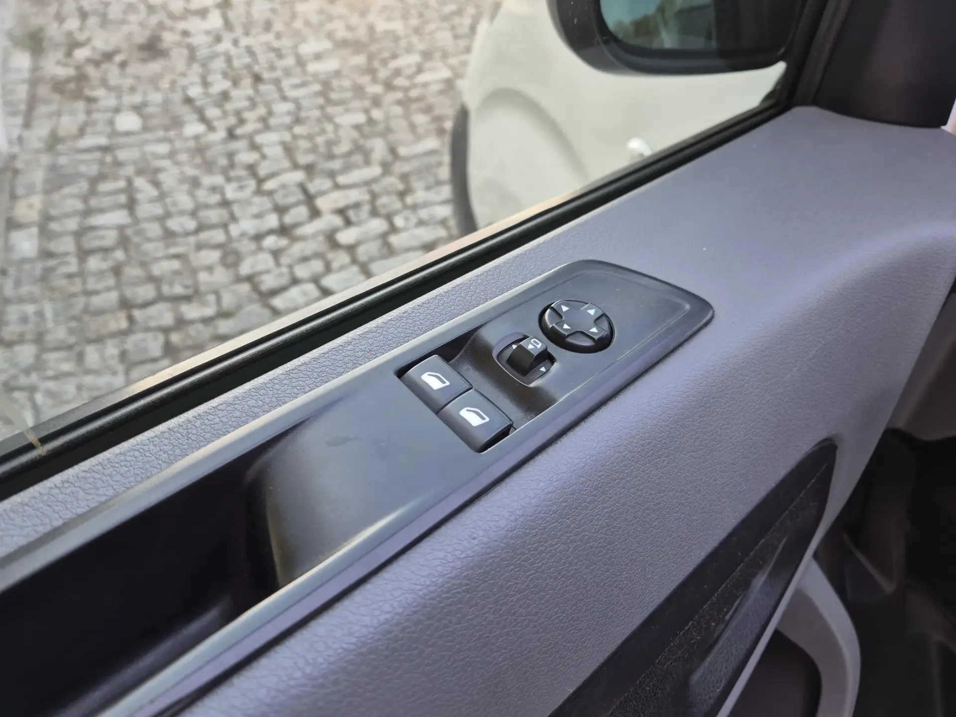 Peugeot Expert Outro 28
