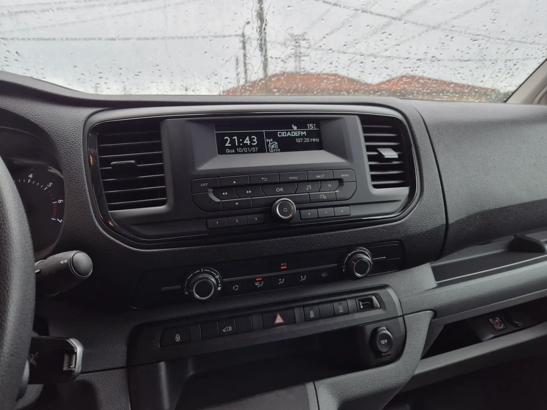 Peugeot Expert 1.5 BlueHDi Standard 21