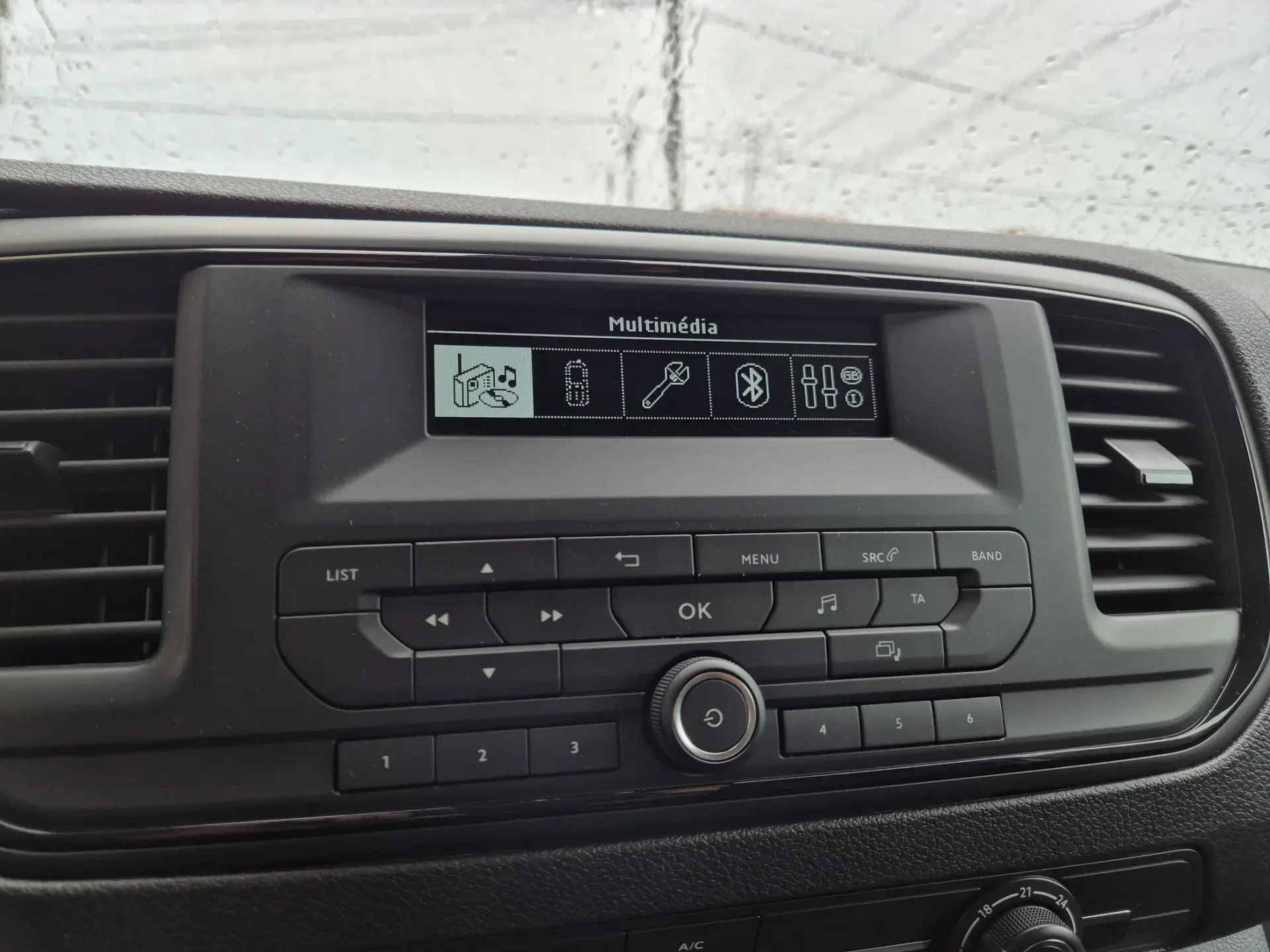 Peugeot Expert 1.5 BlueHDi Standard 22