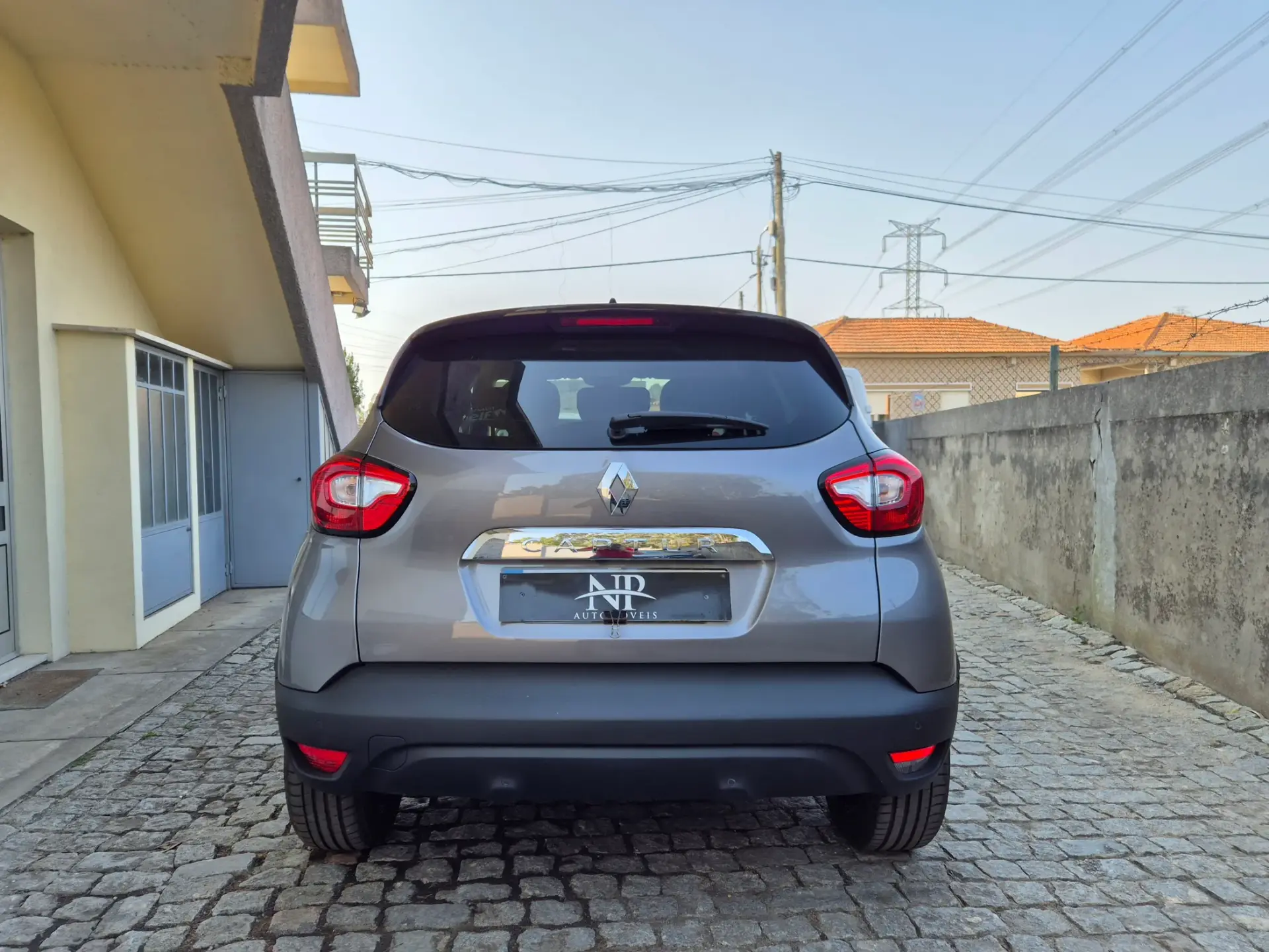 Renault Captur 1.2 TCe Exclusive EDC 3
