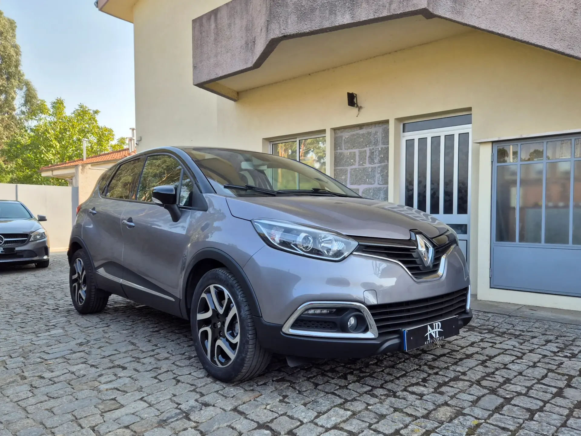 Renault Captur 1.2 TCe Exclusive EDC 5