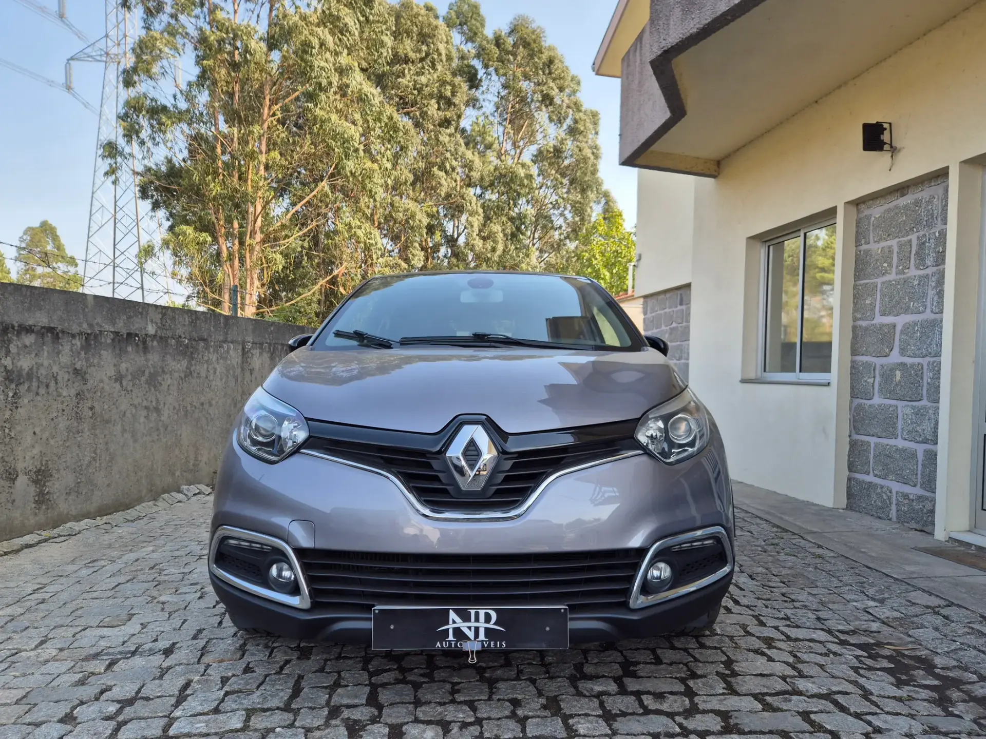 Renault Captur 1.2 TCe Exclusive EDC 6