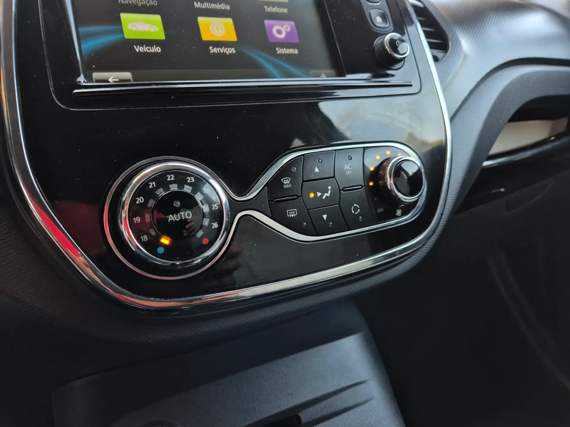 Renault Captur 1.2 TCe Exclusive EDC 26