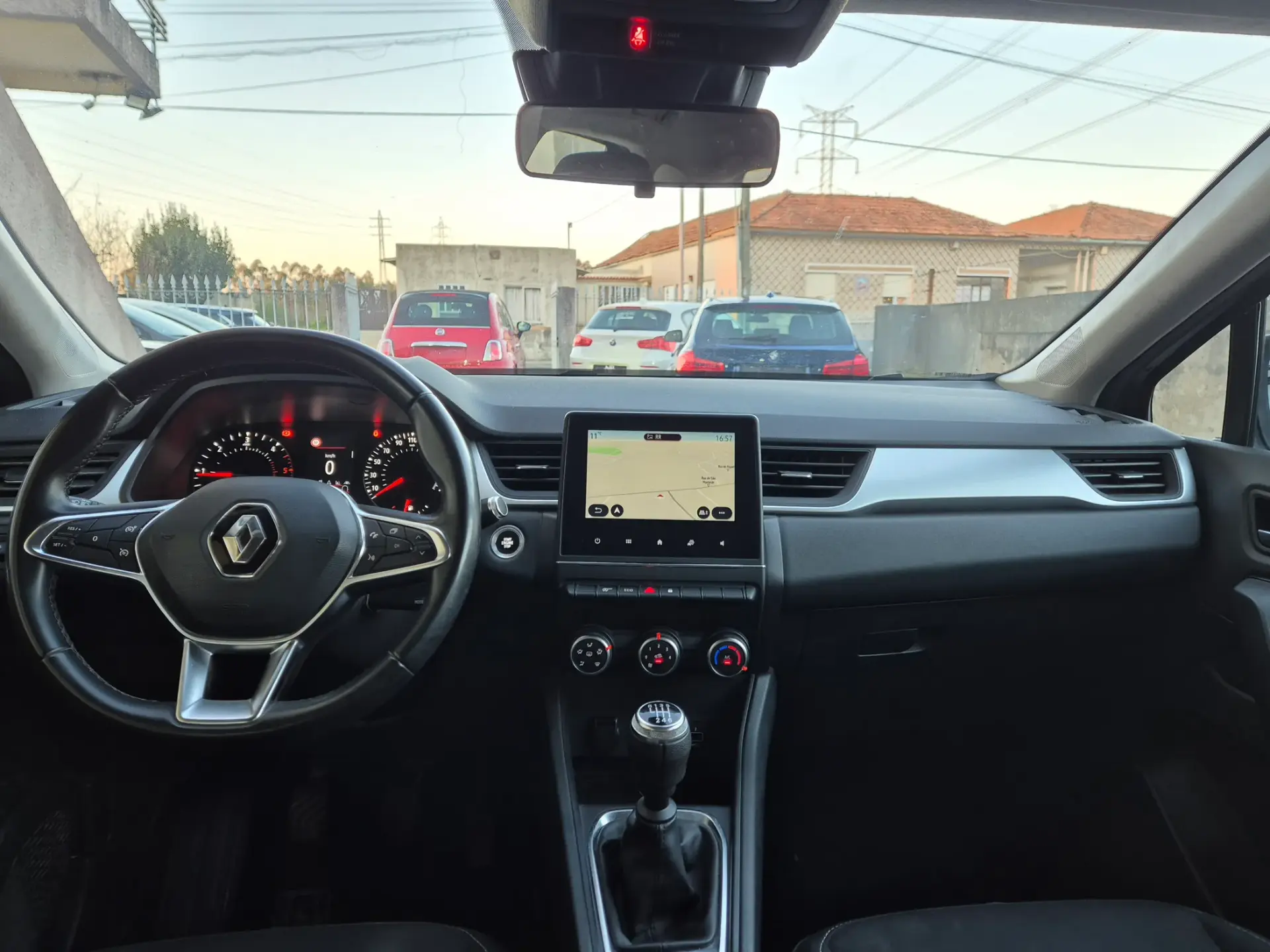 Renault Captur 1.5 dCi Exclusive 16