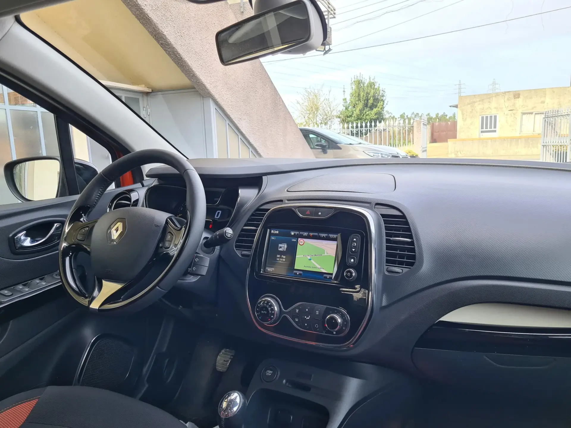 Renault Captur 1.5 dCi Exclusive 16