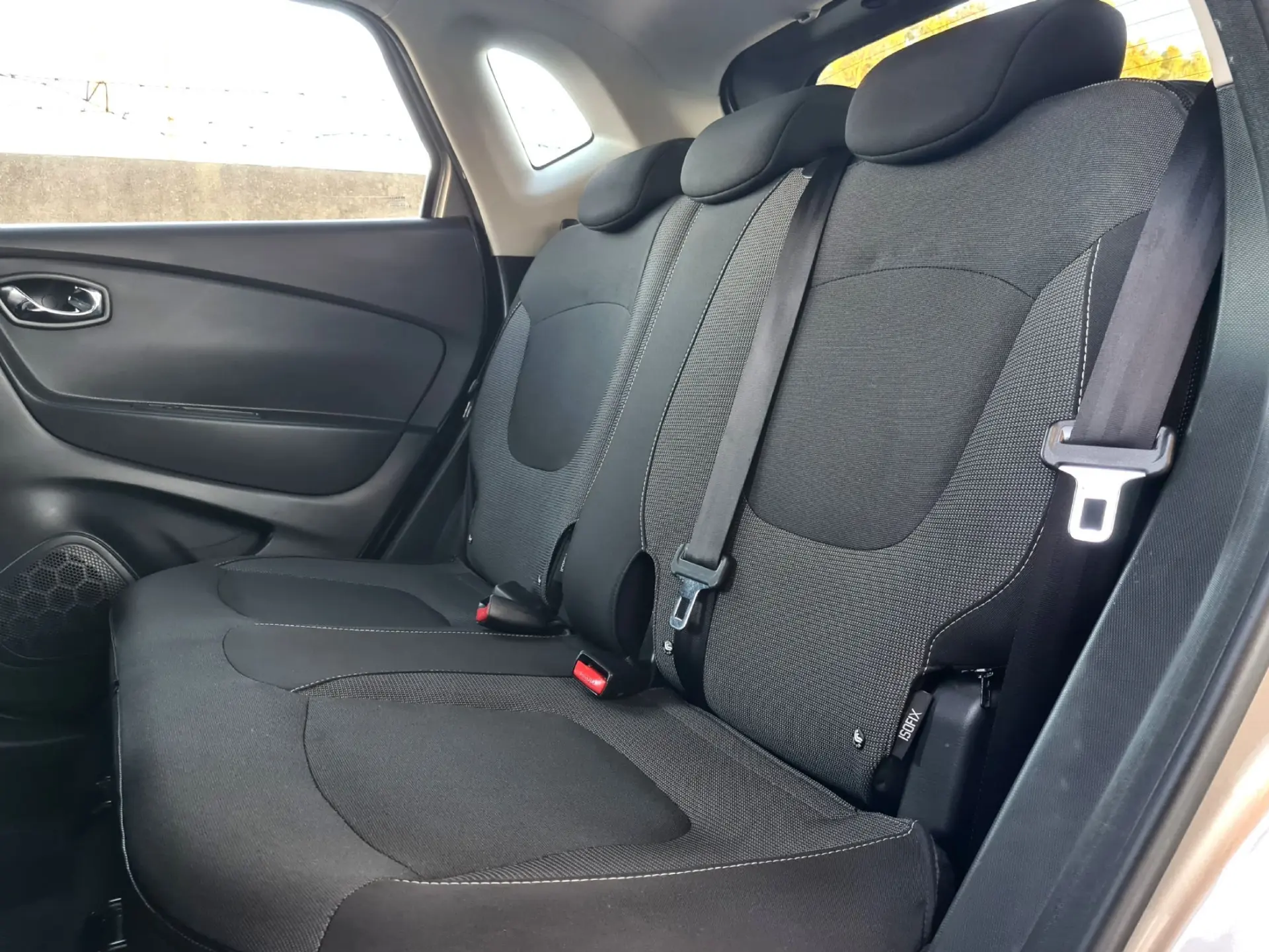 Renault Captur 1.5 dCi Exclusive 10