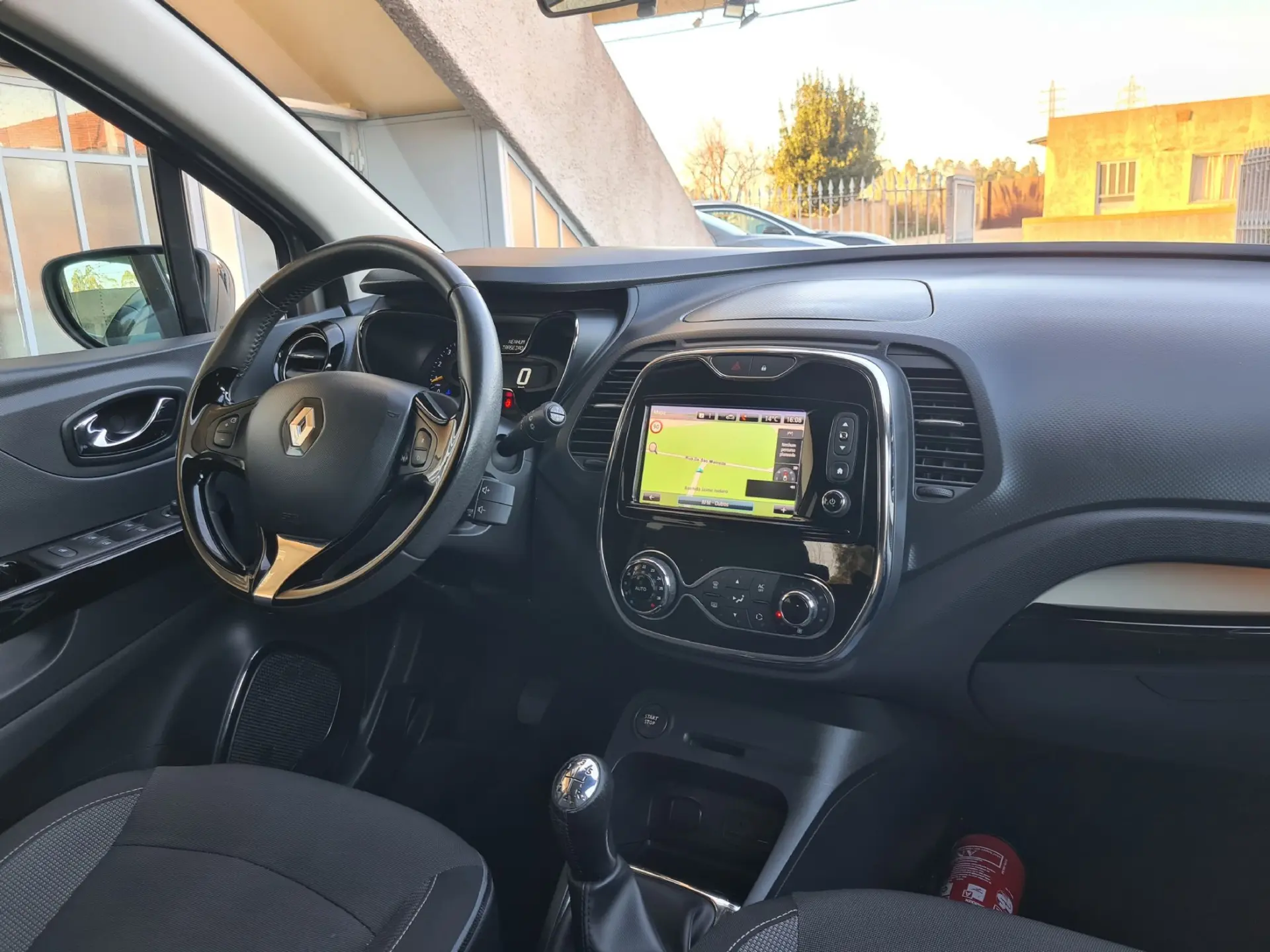Renault Captur 1.5 dCi Exclusive 15
