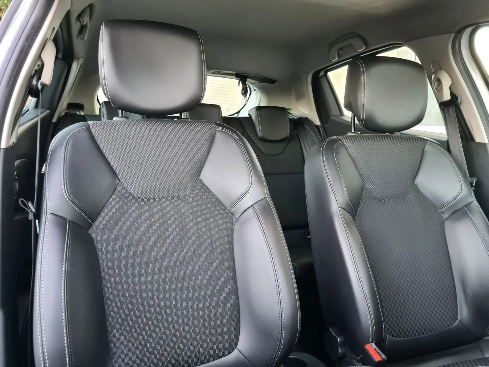 Renault Clio ENERGY dCi 110 Start & Stop INTENS 10