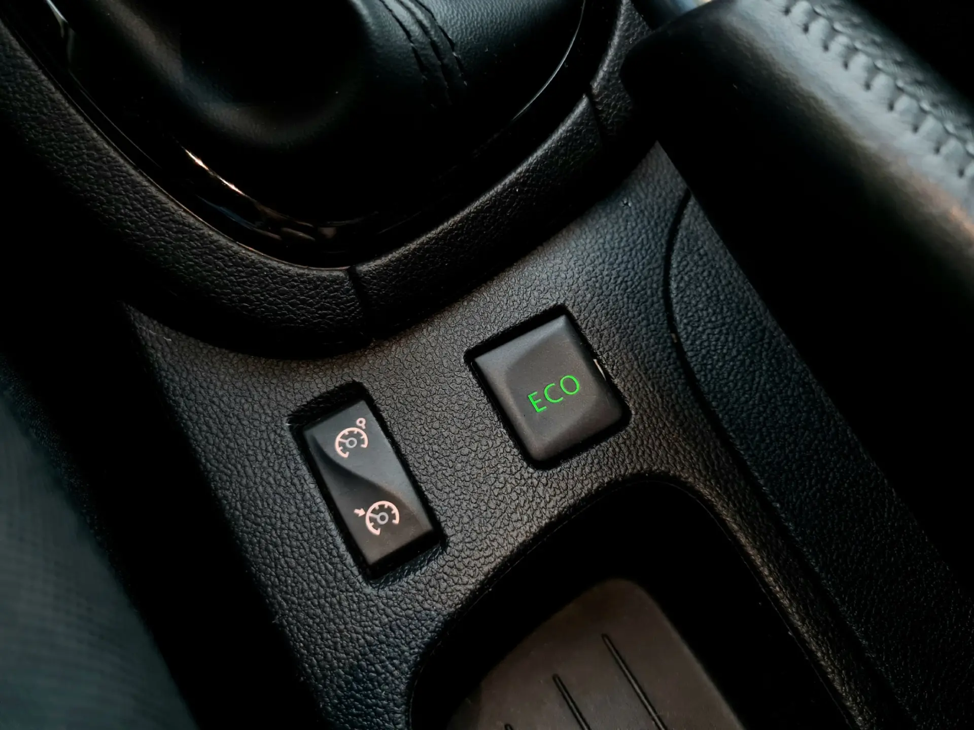 Renault Clio ENERGY dCi 110 Start & Stop INTENS 26