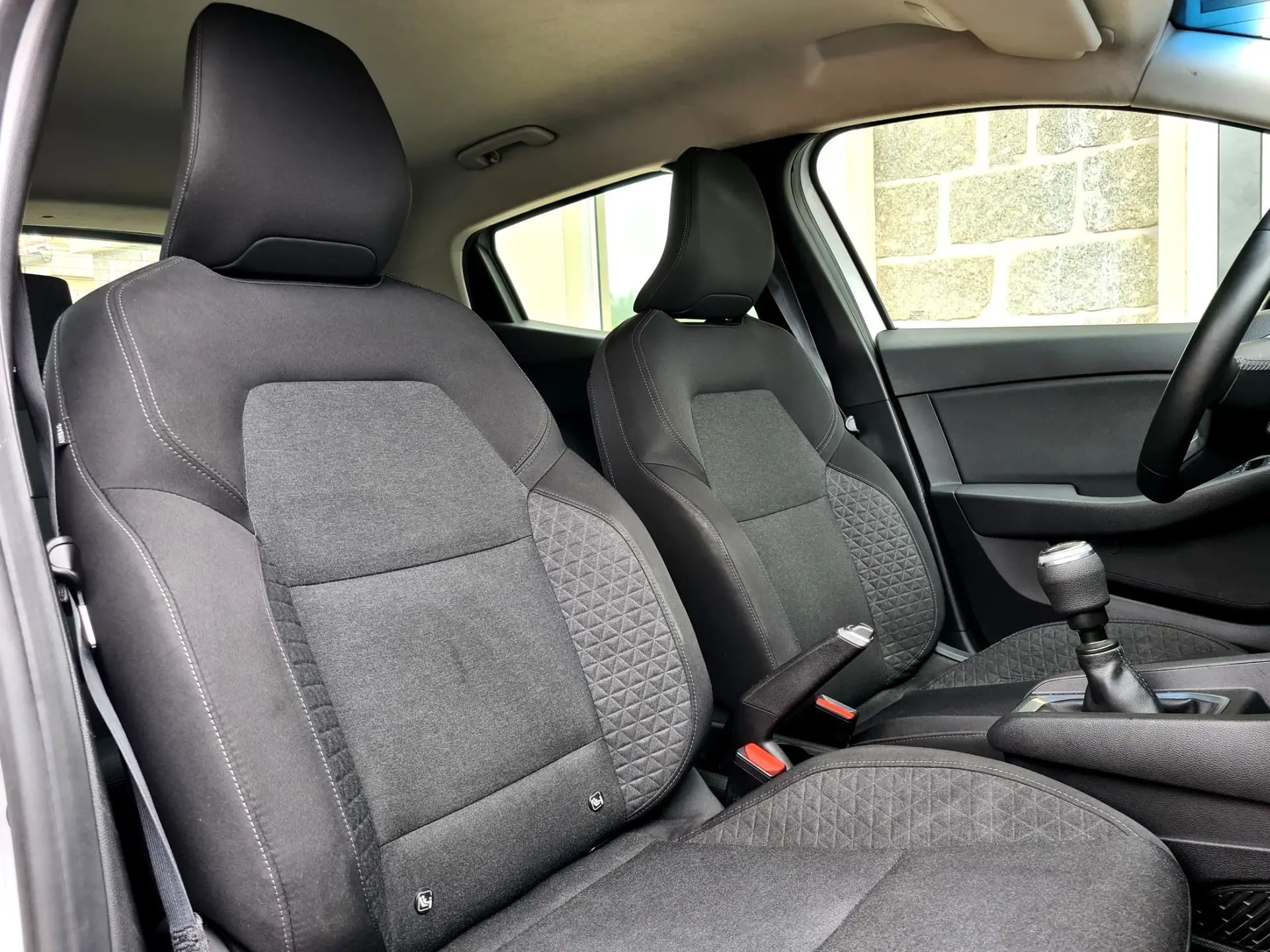 Renault Clio 1.5 Blue dCi Intens 11