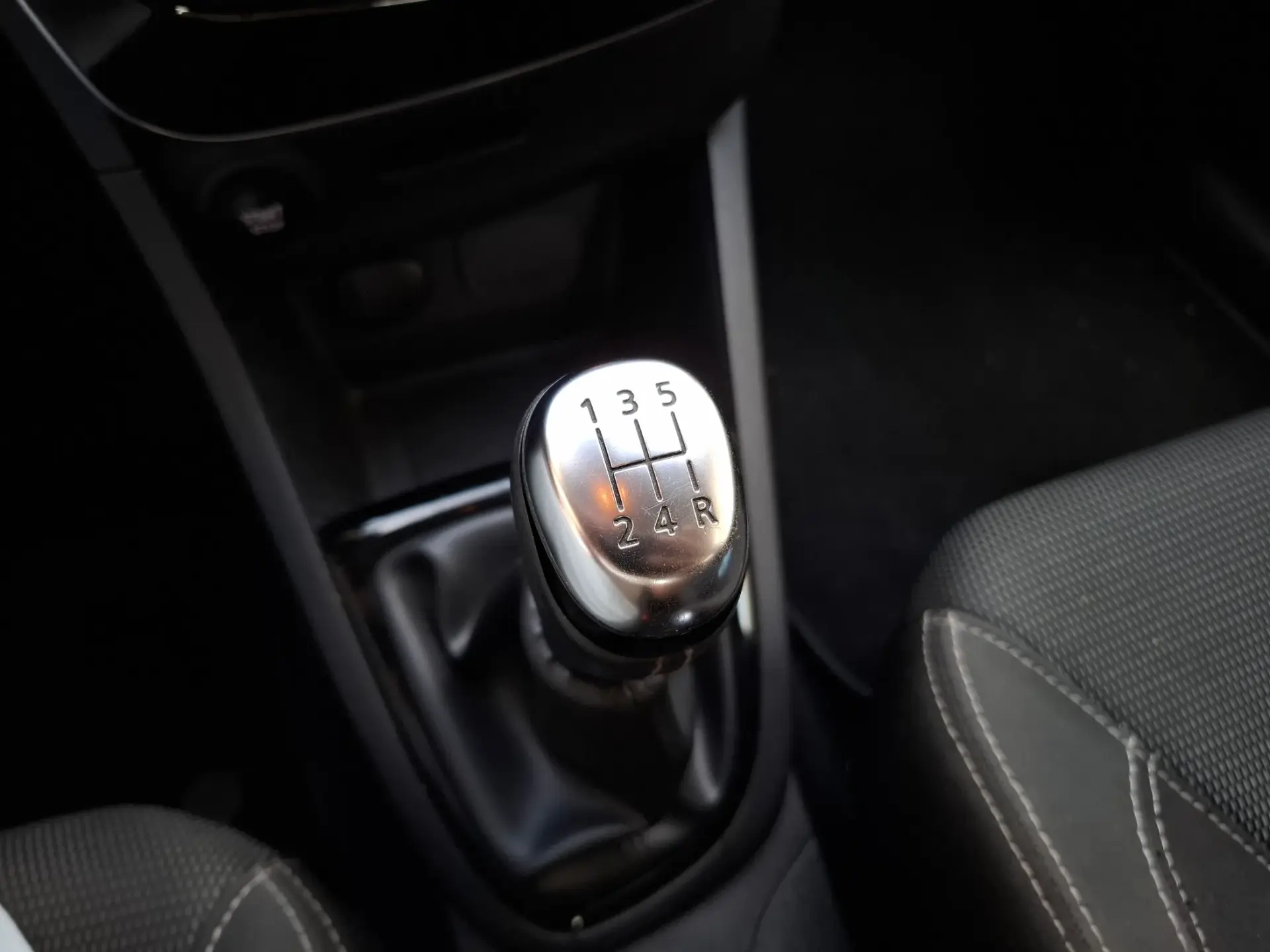 Renault Clio 1.5 dCi Zen 27
