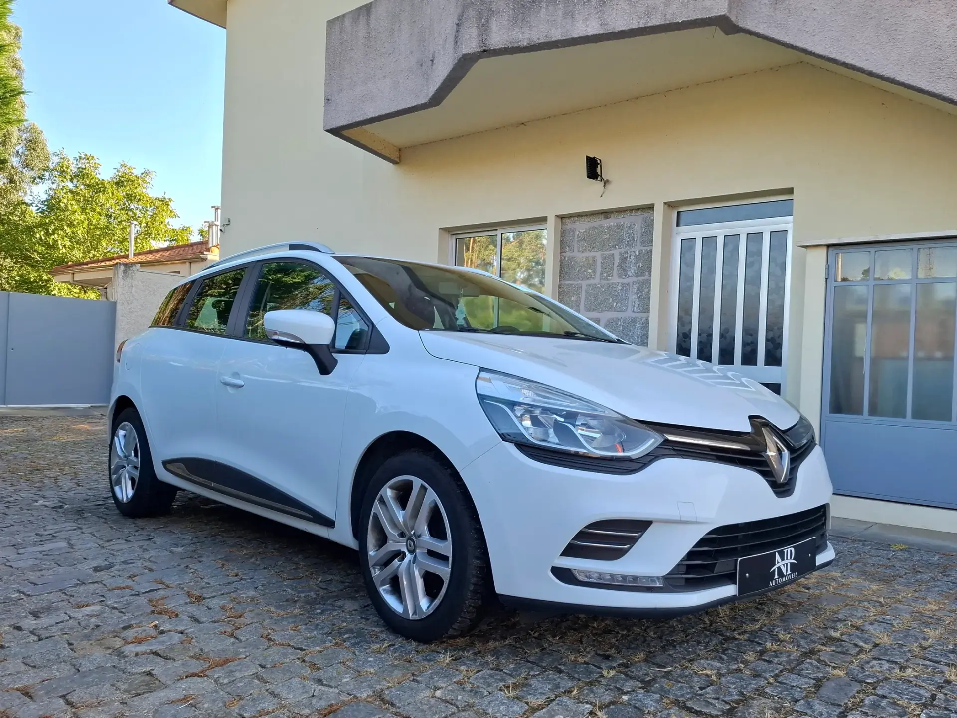 Renault Clio Sport Tourer dCi 75 Stop & Start Expression 5