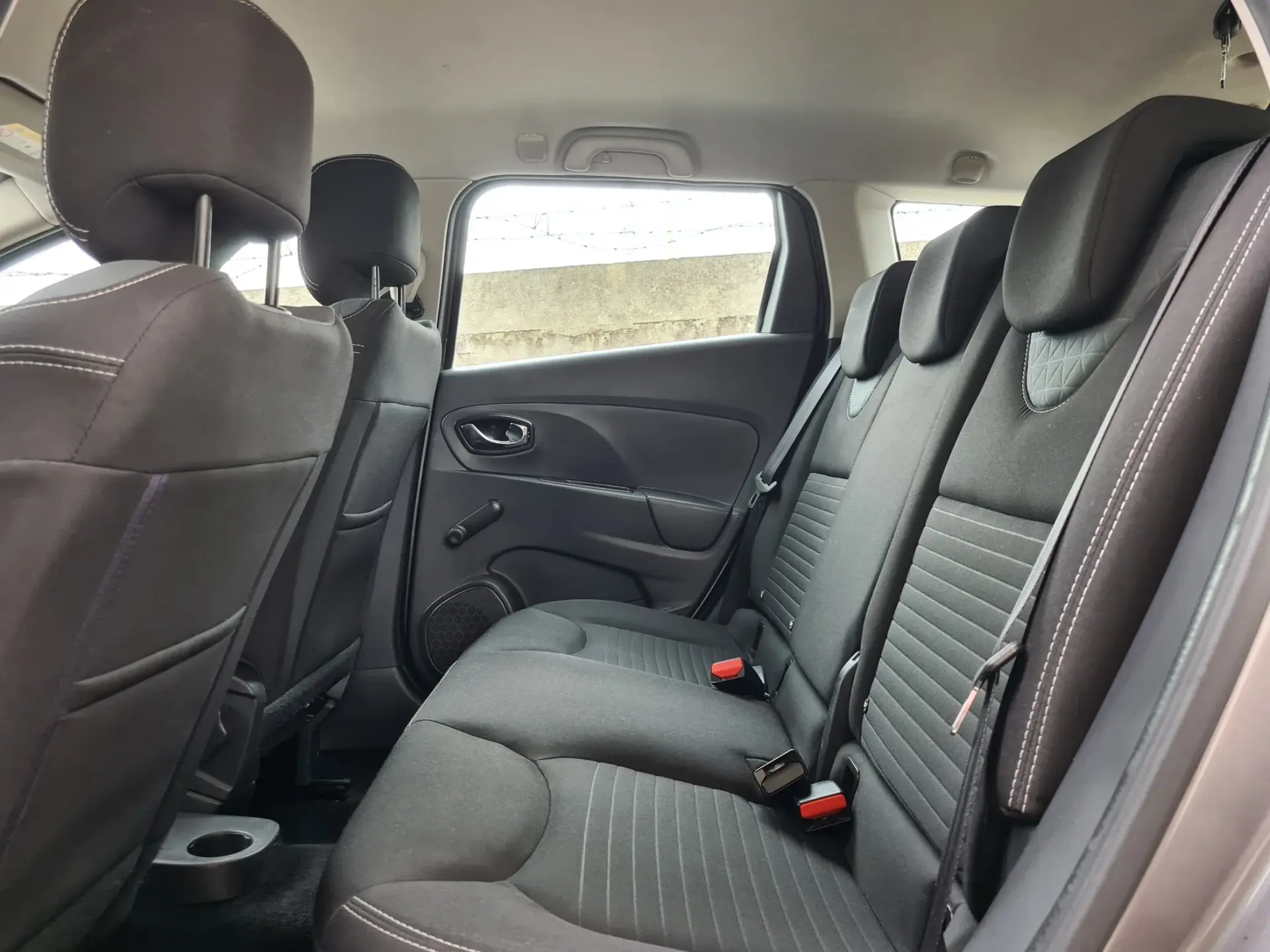 Renault Clio Sport Tourer dCi 90 Dynamique 11