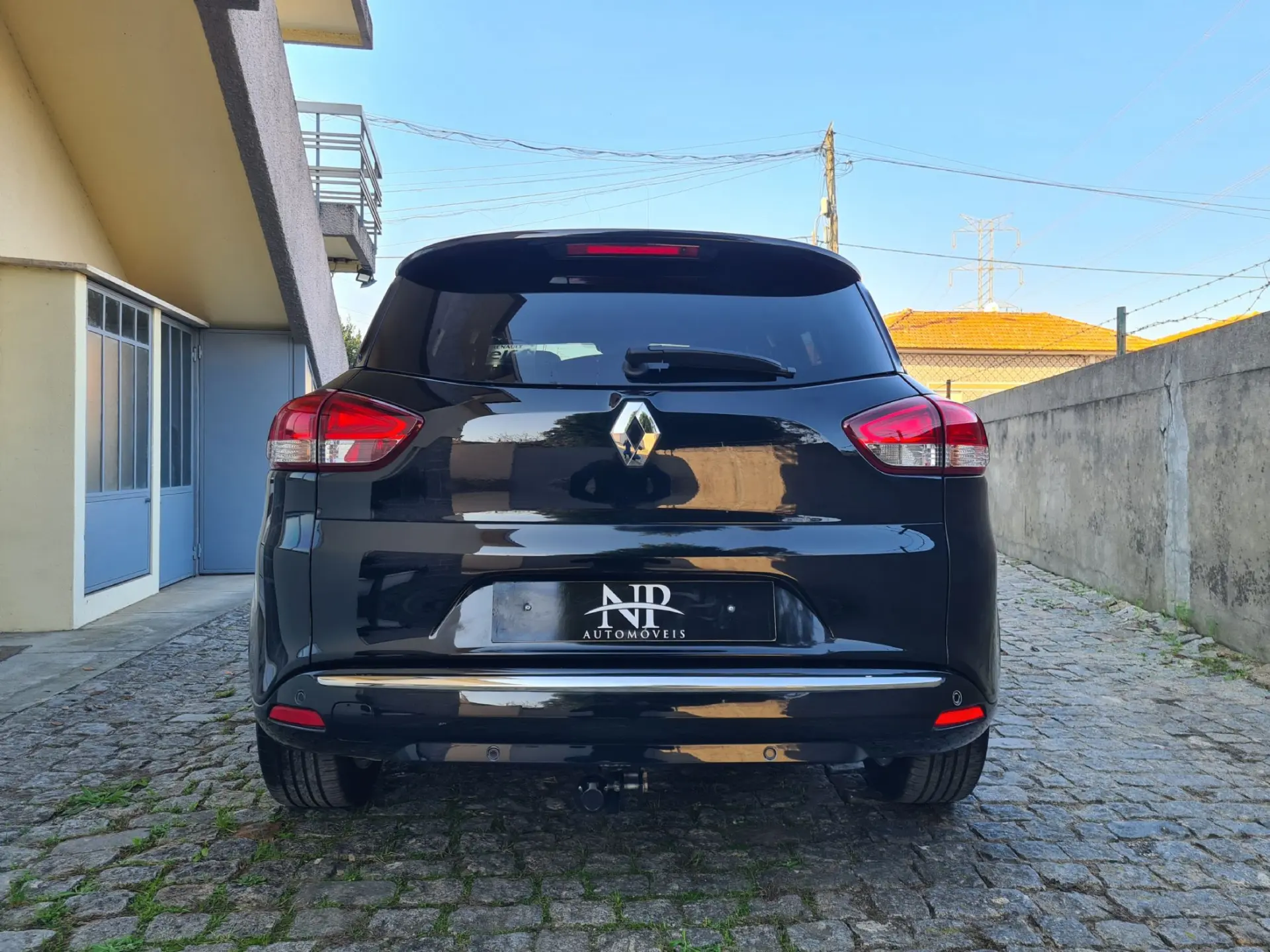 Renault Clio Sport Tourer Outro 3