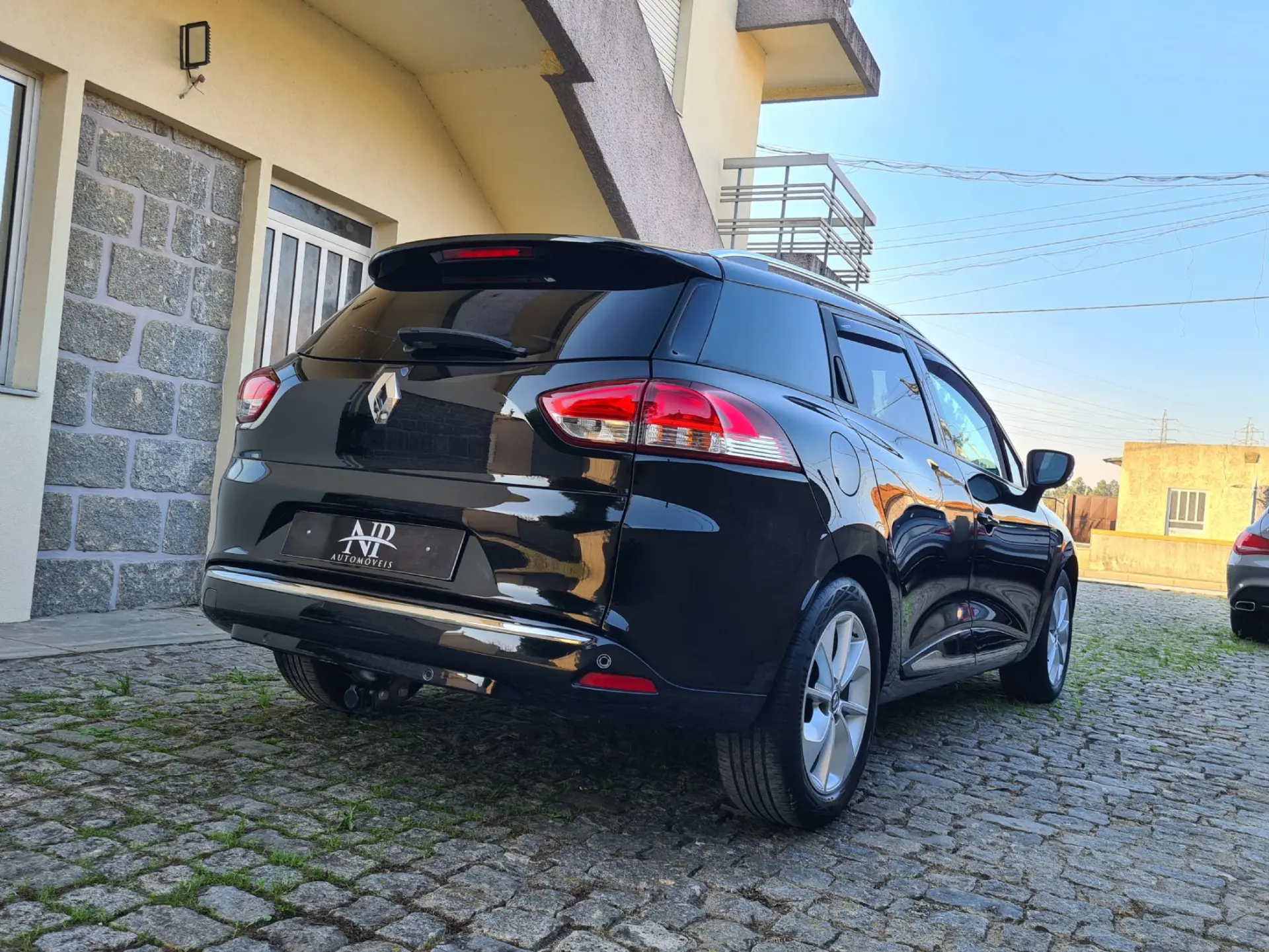 Renault Clio Sport Tourer Outro 4