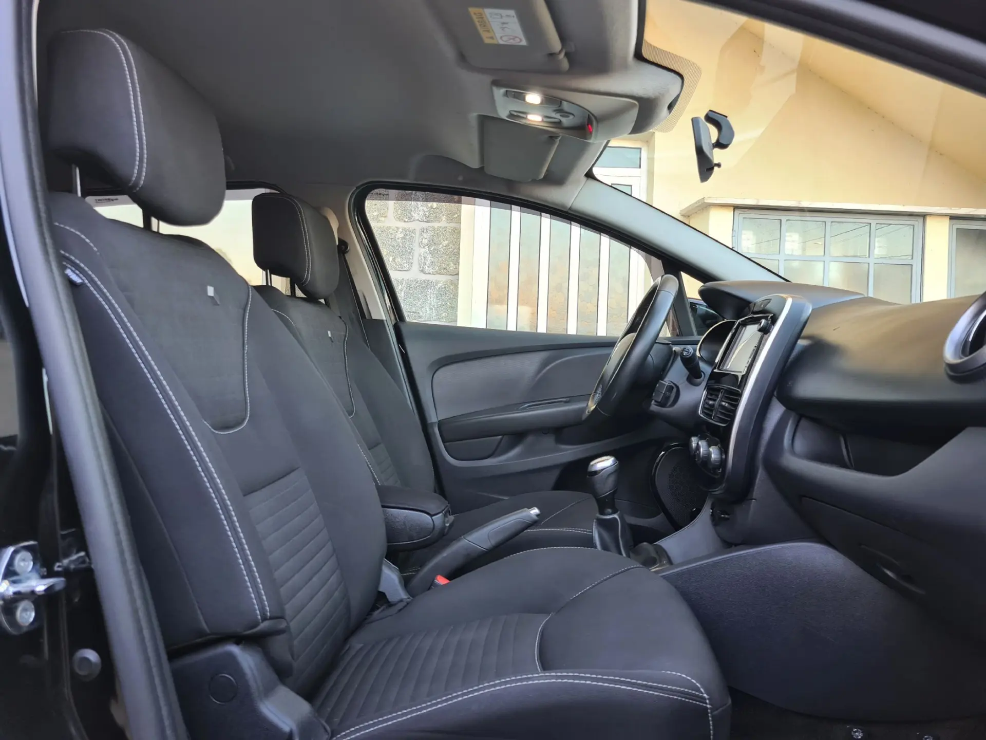 Renault Clio Sport Tourer Outro 9