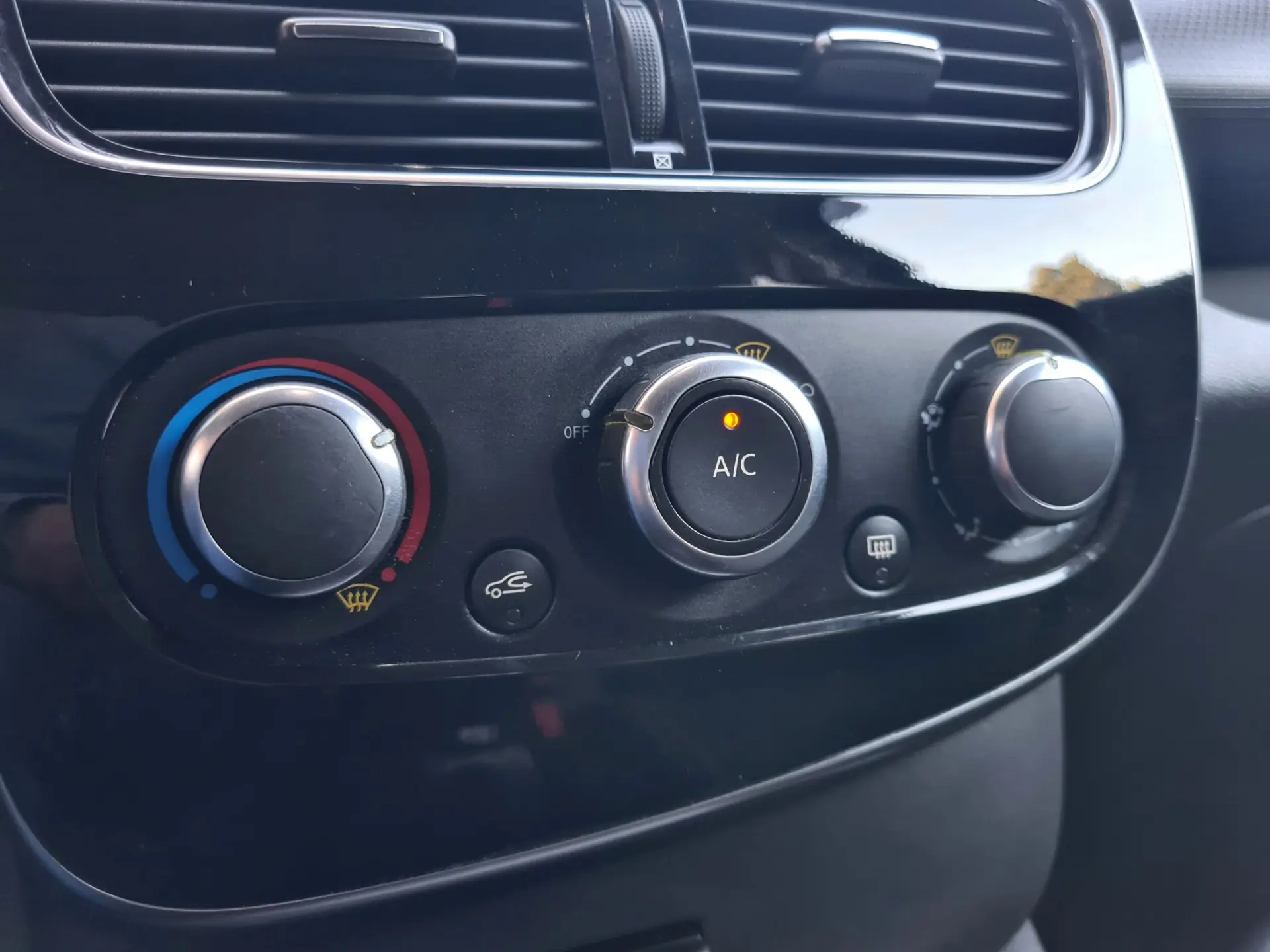 Renault Clio Sport Tourer Outro 23