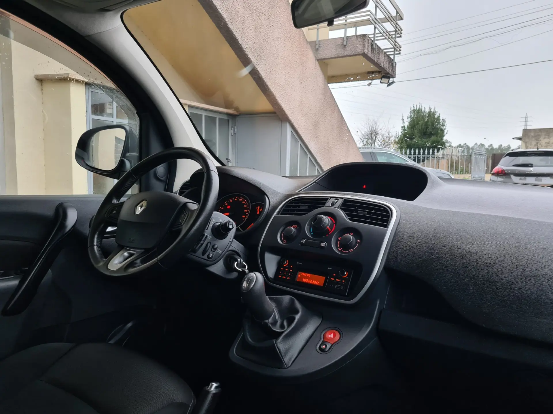 Renault Kangoo Outro 18