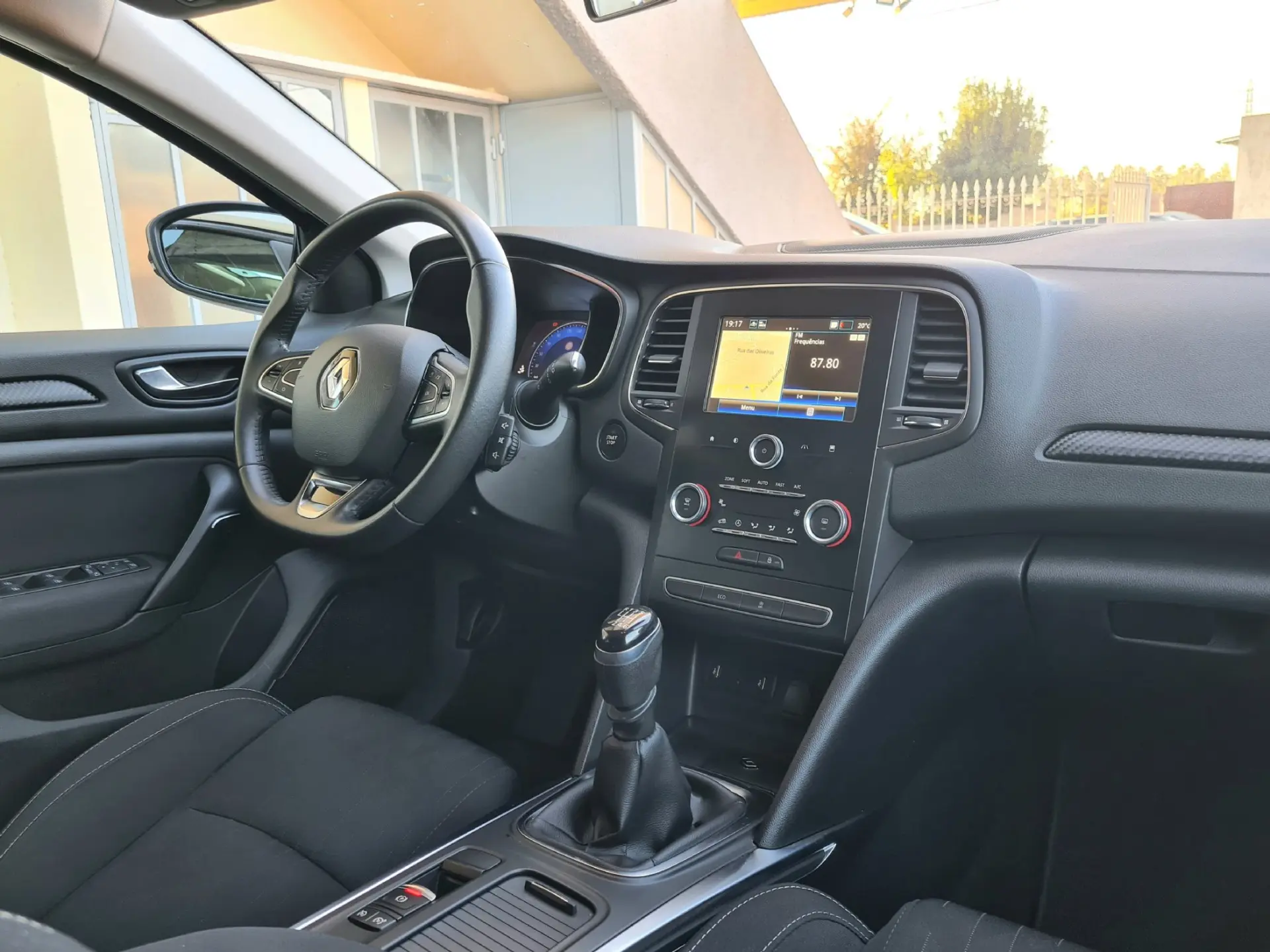Renault Mégane BLUE dCi 115 LIMITED 17