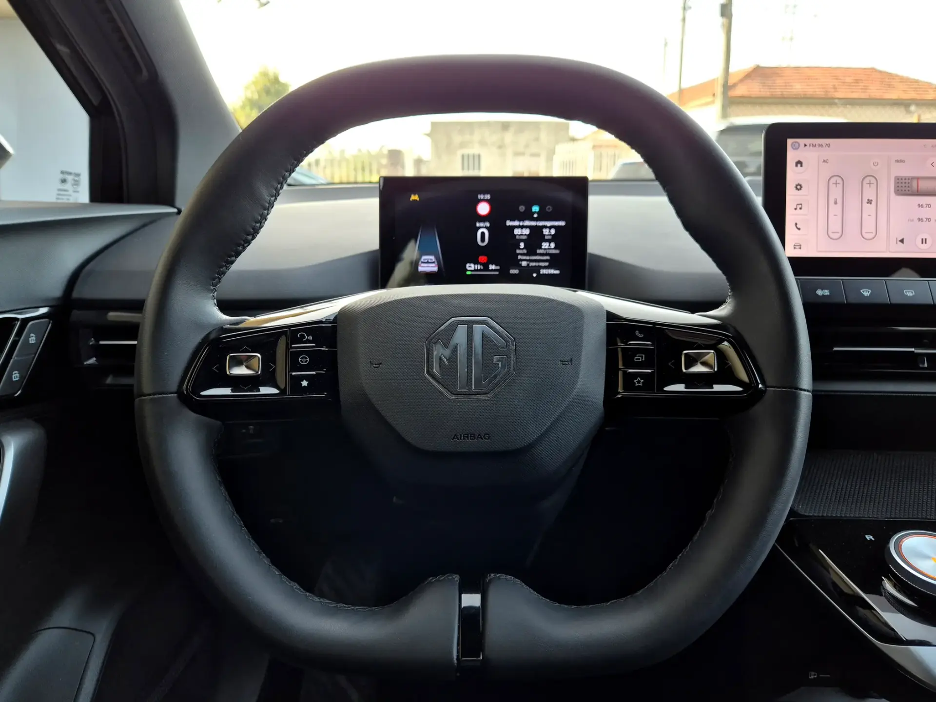 MG MG4 64 kWh Comfort 21
