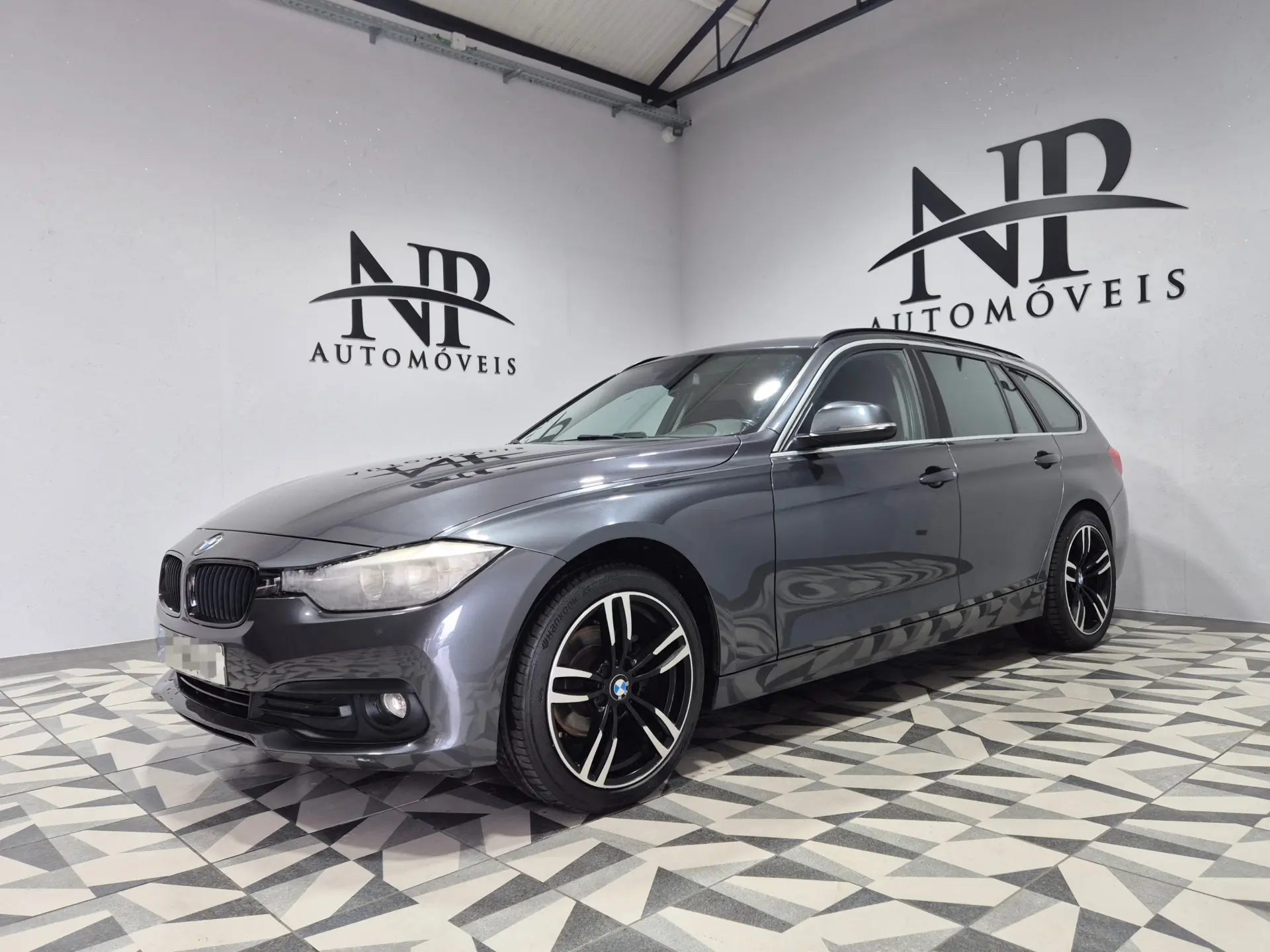 BMW 318 d Aut. 1