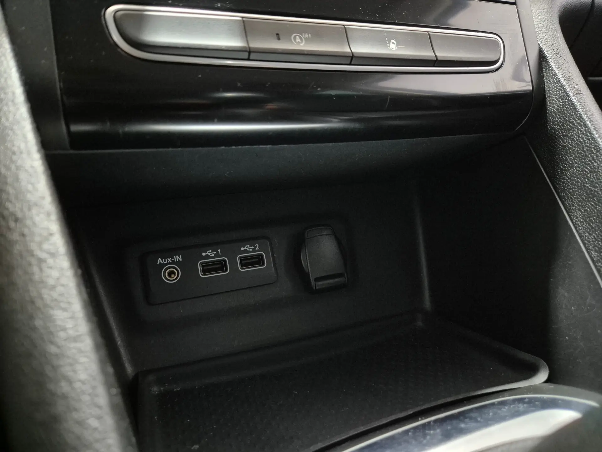 Renault Mégane Sport Tourer 1.5 Blue dCi Intens 33