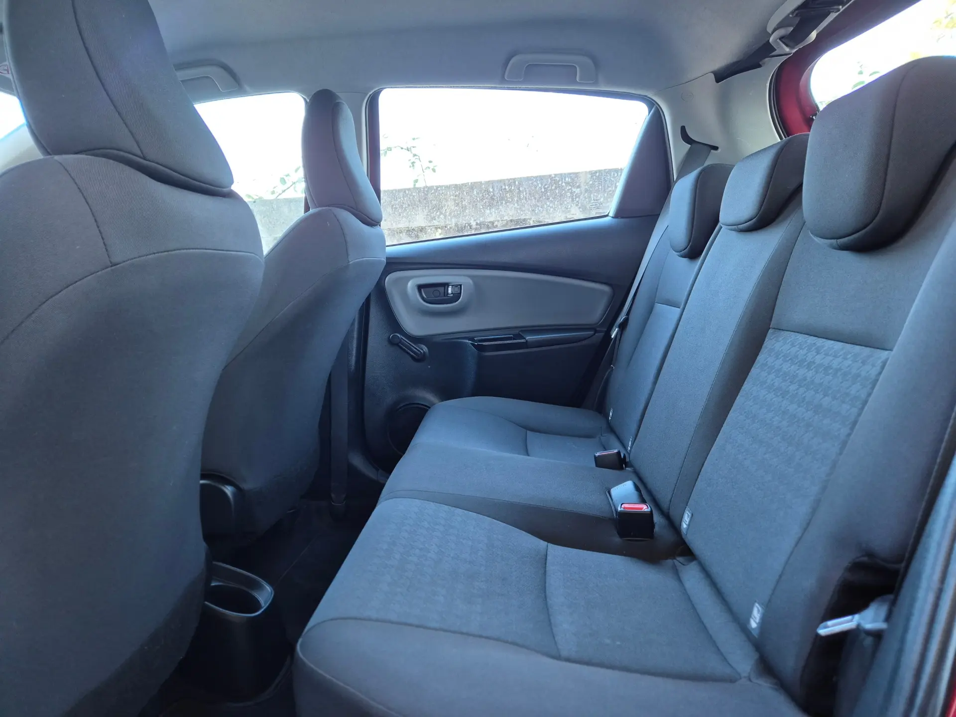 Toyota Yaris 1.5 VVT-i Active 11