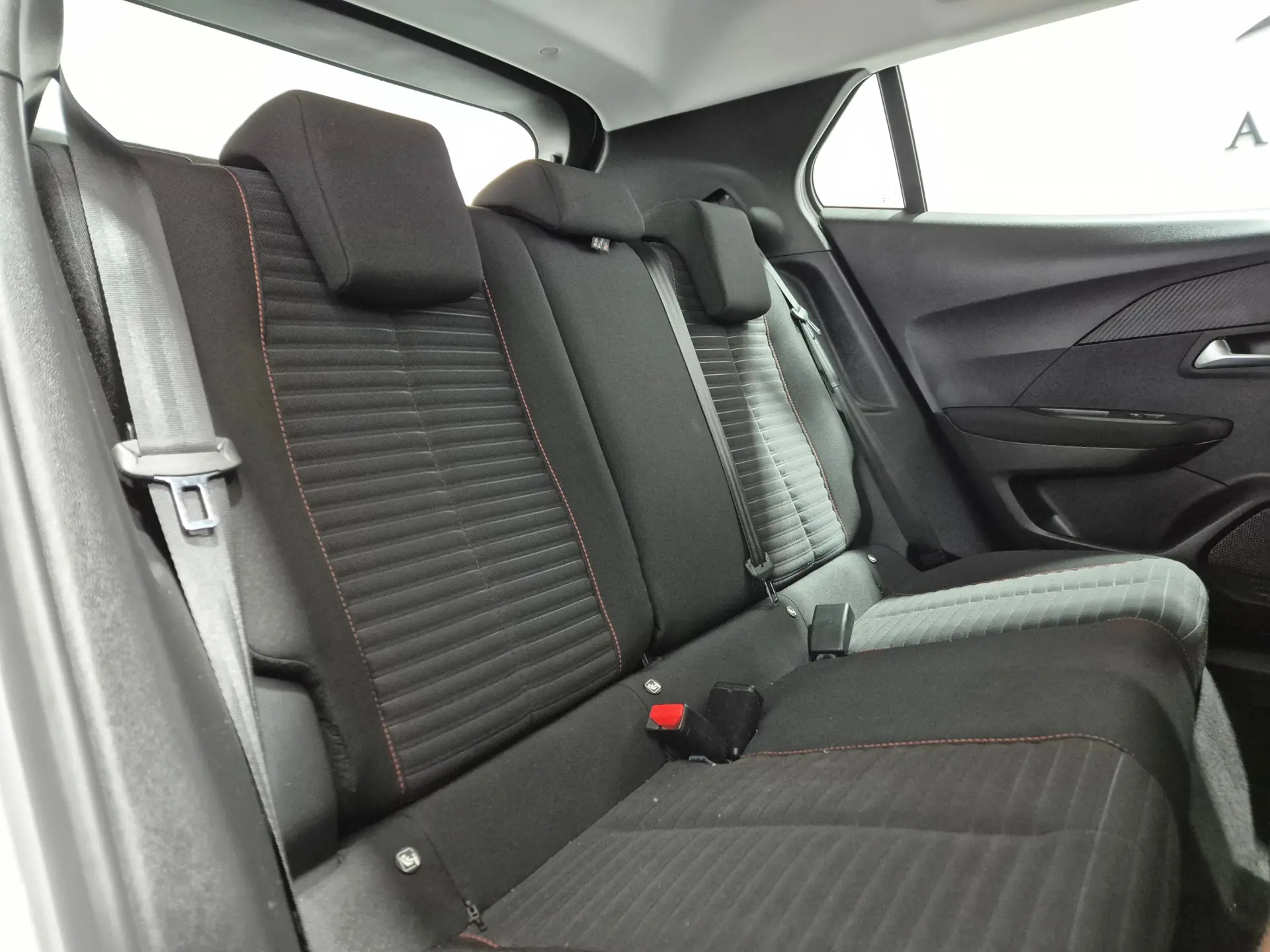 Peugeot 2008 1.5 BlueHDi Active 8