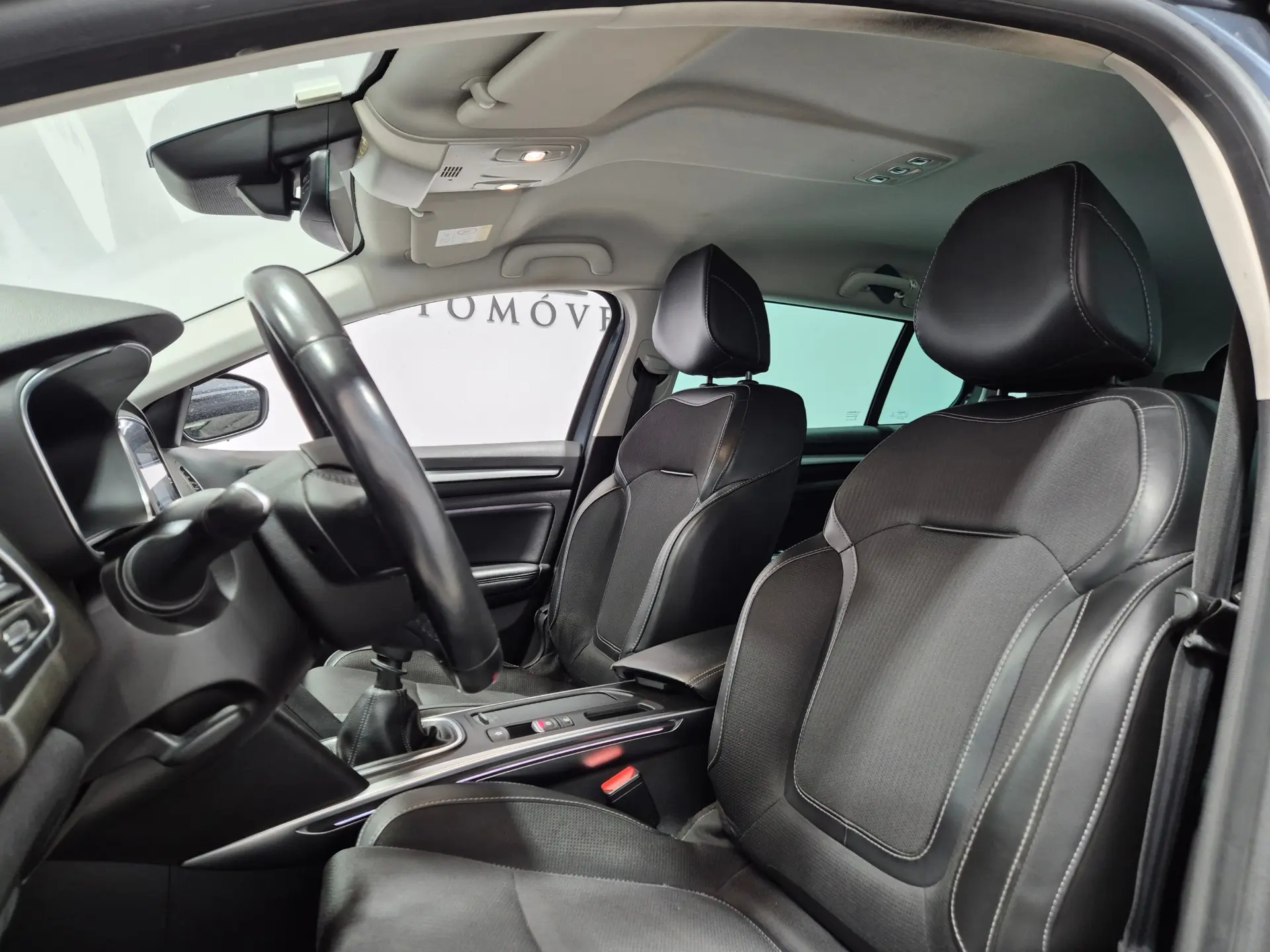 Renault Mégane Sport Tourer 1.5 Blue dCi Intens 15
