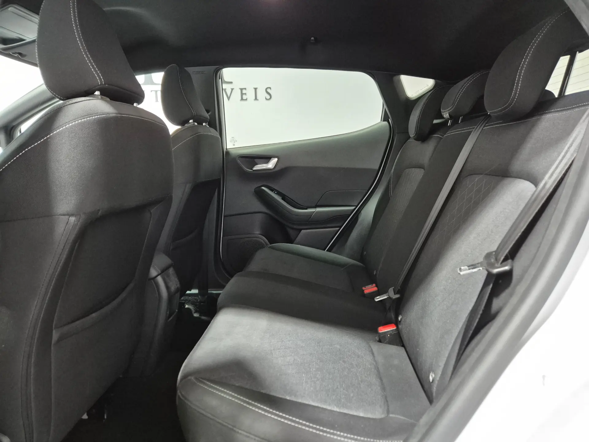 Ford Fiesta 1.0 EcoBoost S&S ACTIVE X 11