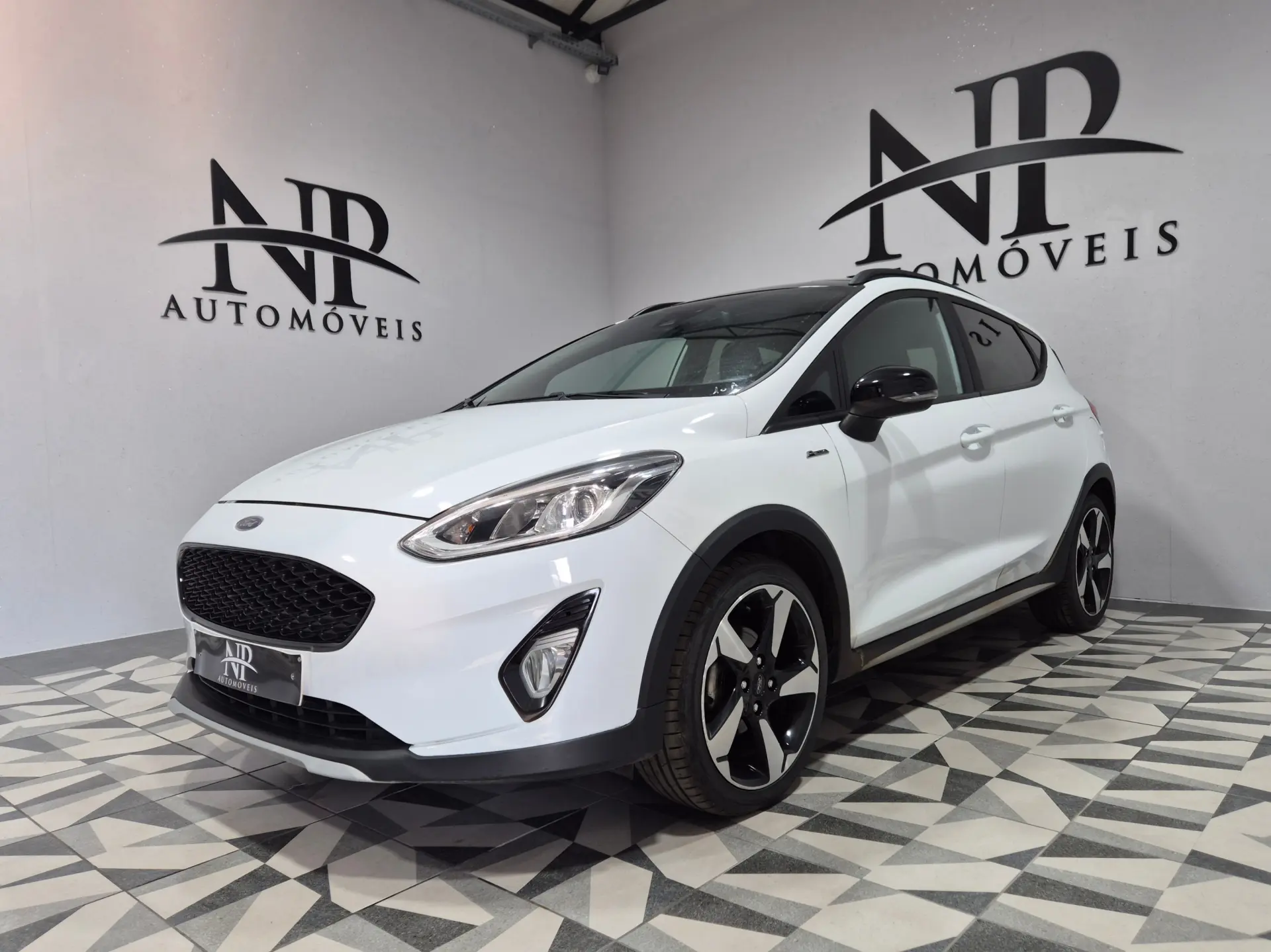 Ford Fiesta 1.0 EcoBoost S&S ACTIVE X 1