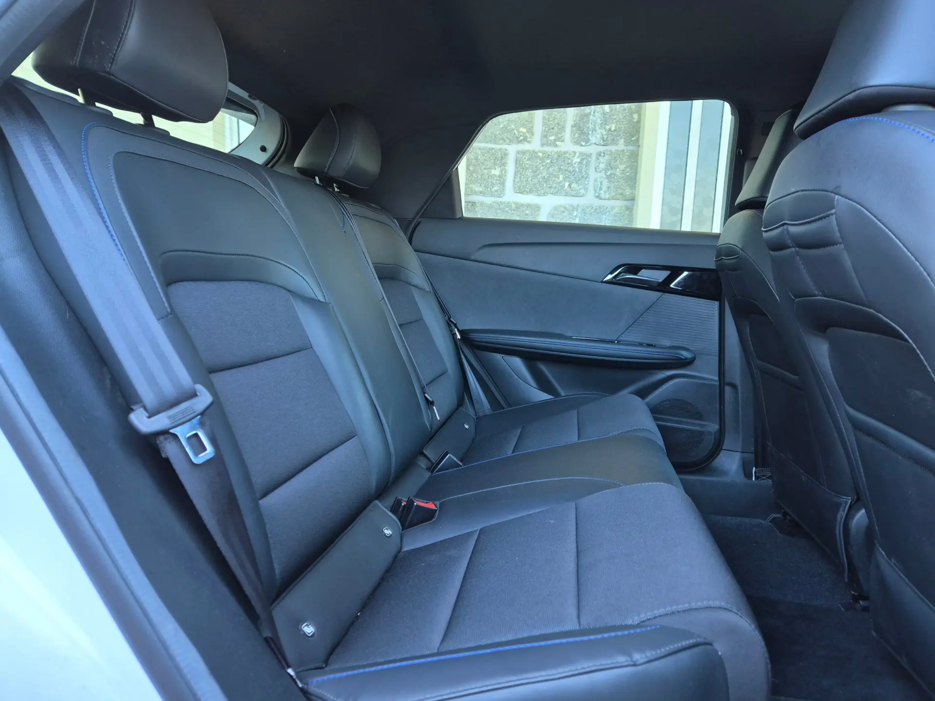 MG MG4 64 kWh Luxury 10