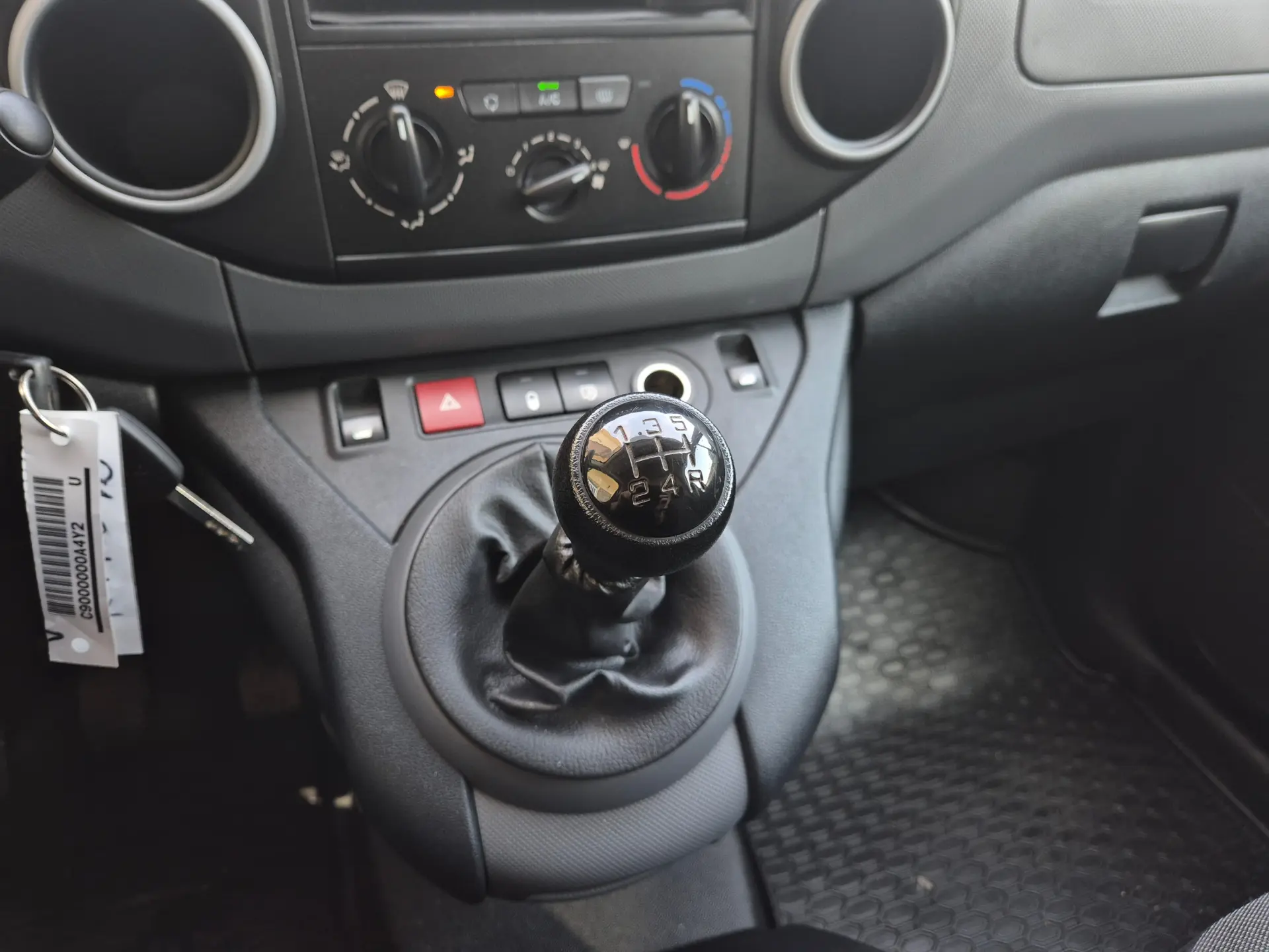 Peugeot Partner HDi 75 Esplanade 26