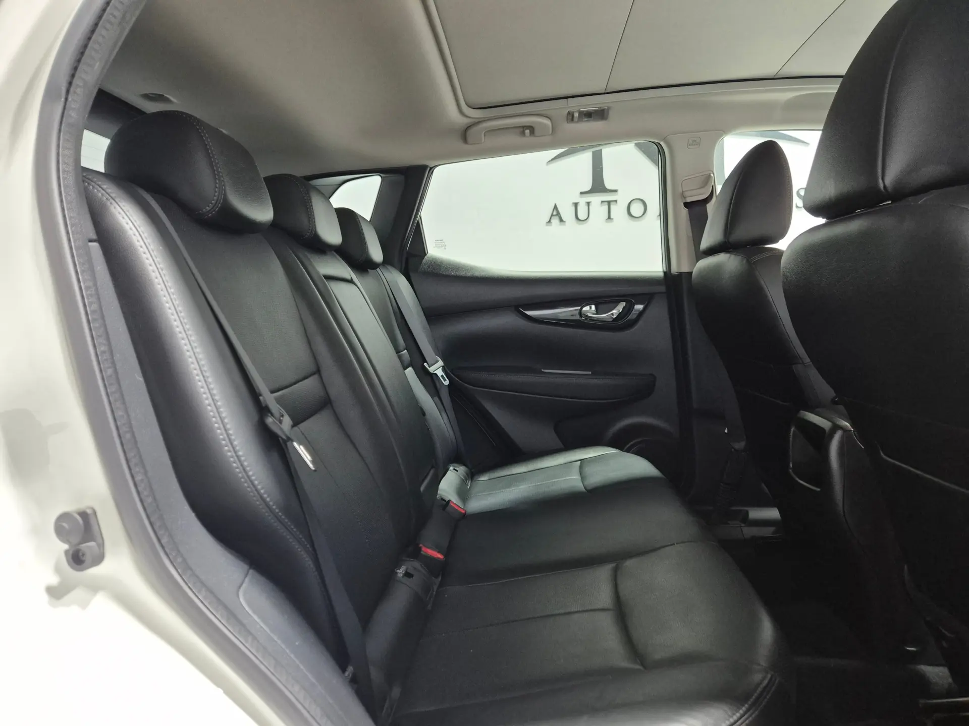Nissan Qashqai 1.5 dCi Tekna Premium 7