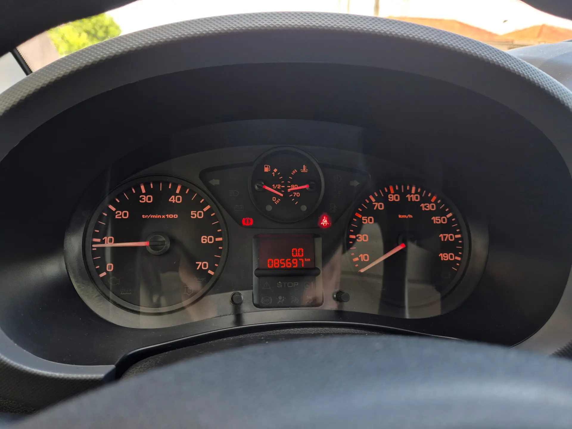Peugeot Partner HDi 75 Esplanade 18